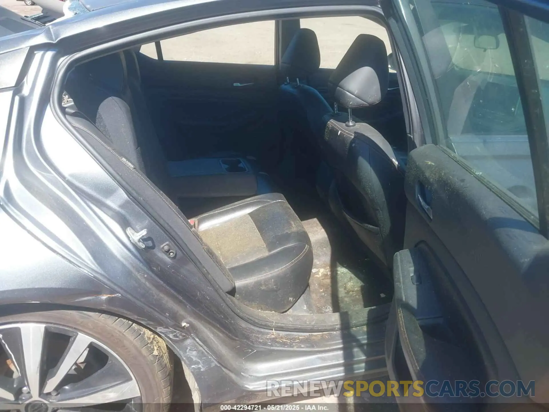 8 Photograph of a damaged car 1N4BL4CV4LC120911 NISSAN ALTIMA 2020