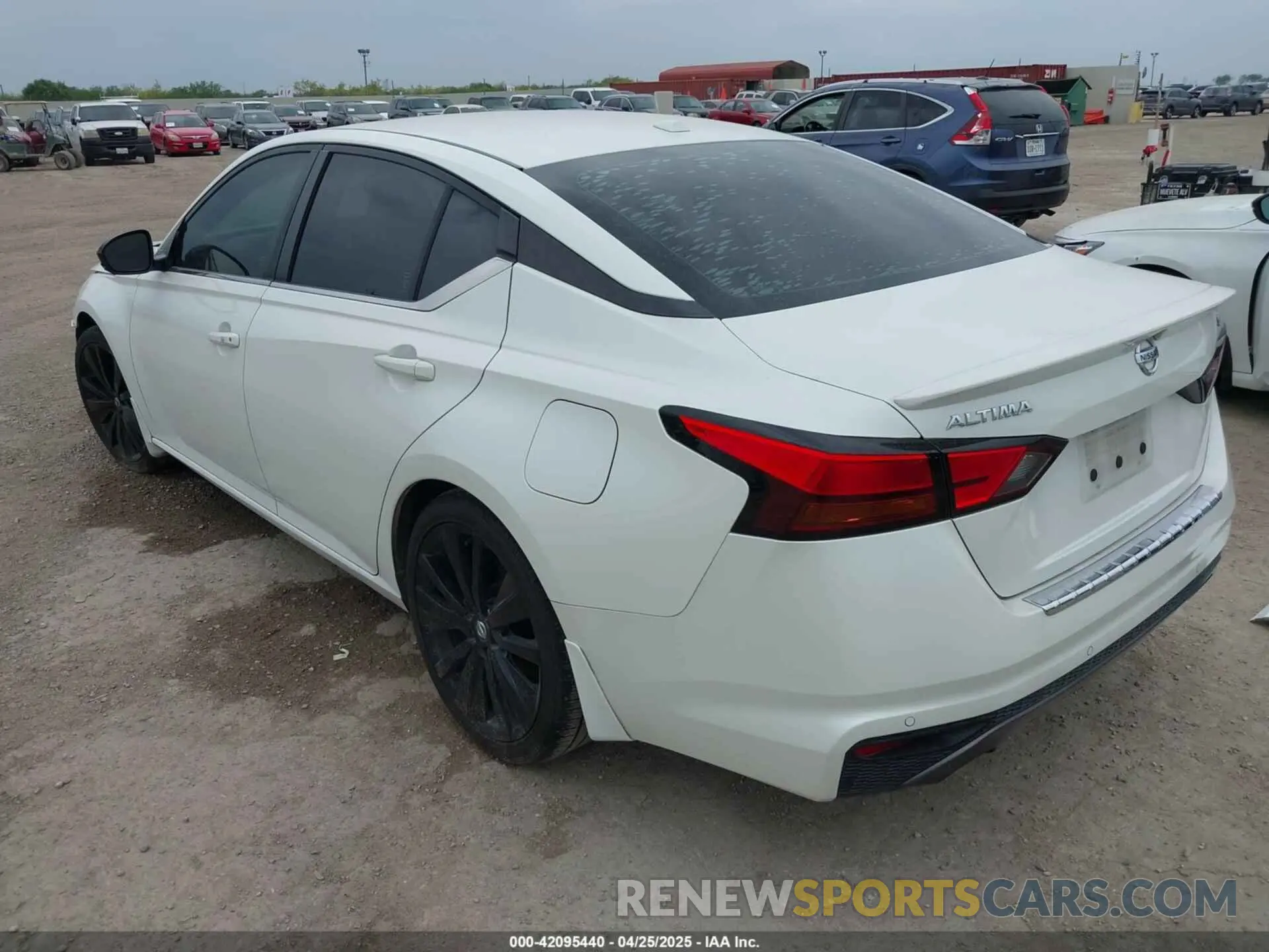 3 Photograph of a damaged car 1N4BL4CV4LC125218 NISSAN ALTIMA 2020