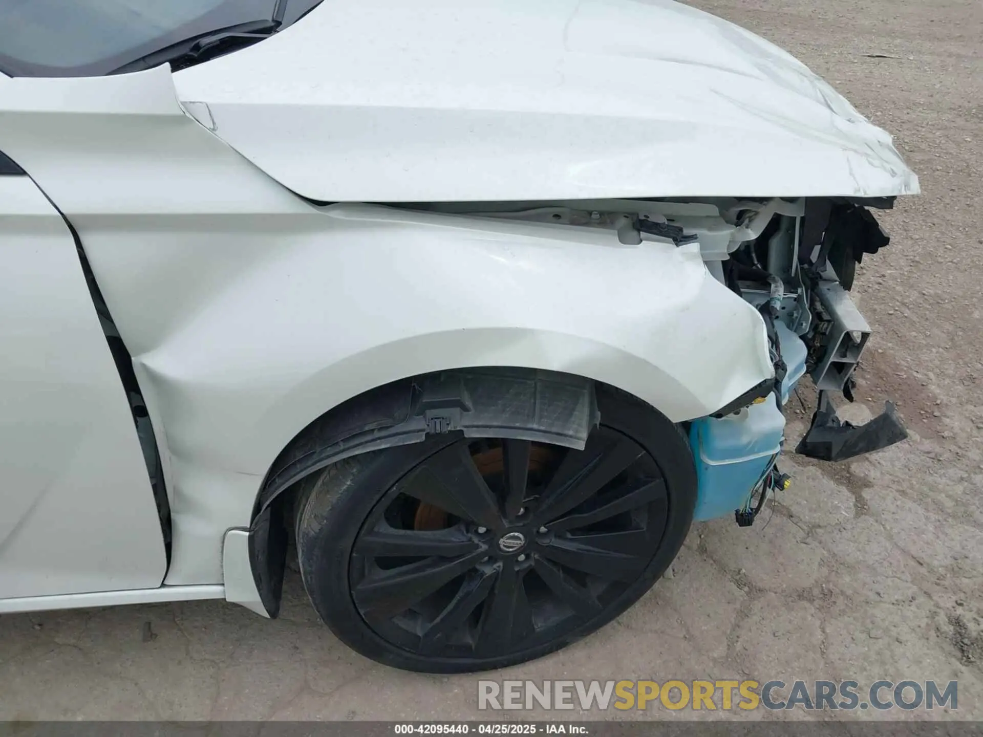 6 Photograph of a damaged car 1N4BL4CV4LC125218 NISSAN ALTIMA 2020