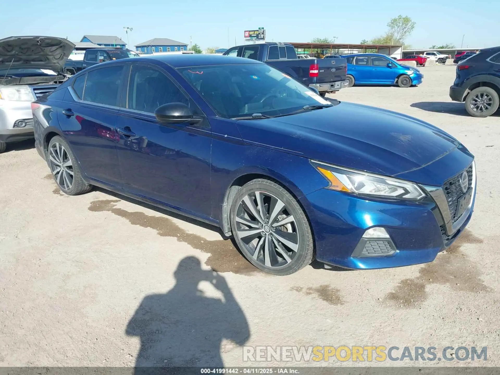 1 Photograph of a damaged car 1N4BL4CV4LC155528 NISSAN ALTIMA 2020