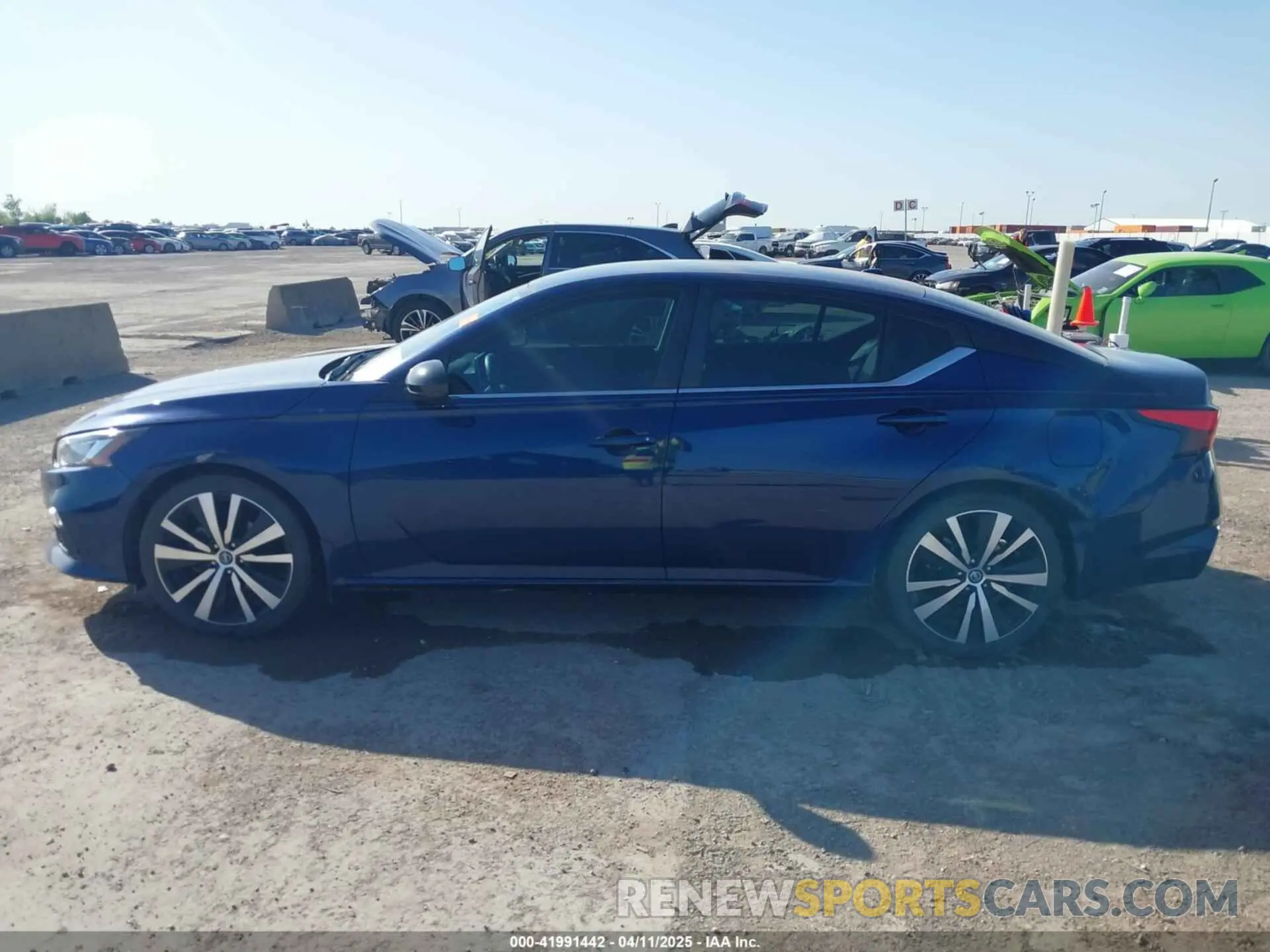 14 Photograph of a damaged car 1N4BL4CV4LC155528 NISSAN ALTIMA 2020
