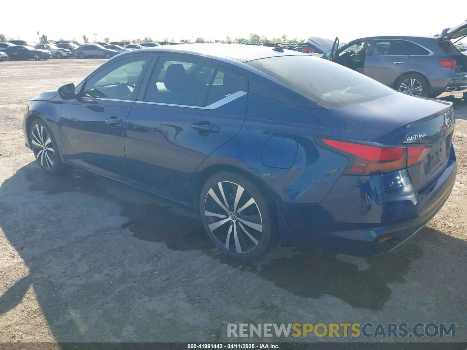 3 Photograph of a damaged car 1N4BL4CV4LC155528 NISSAN ALTIMA 2020