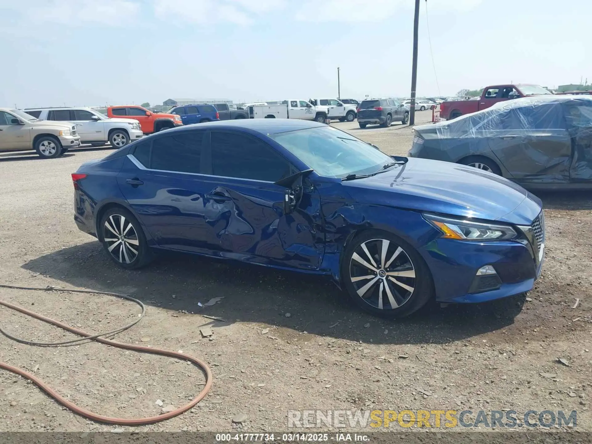 1 Photograph of a damaged car 1N4BL4CV4LC165329 NISSAN ALTIMA 2020