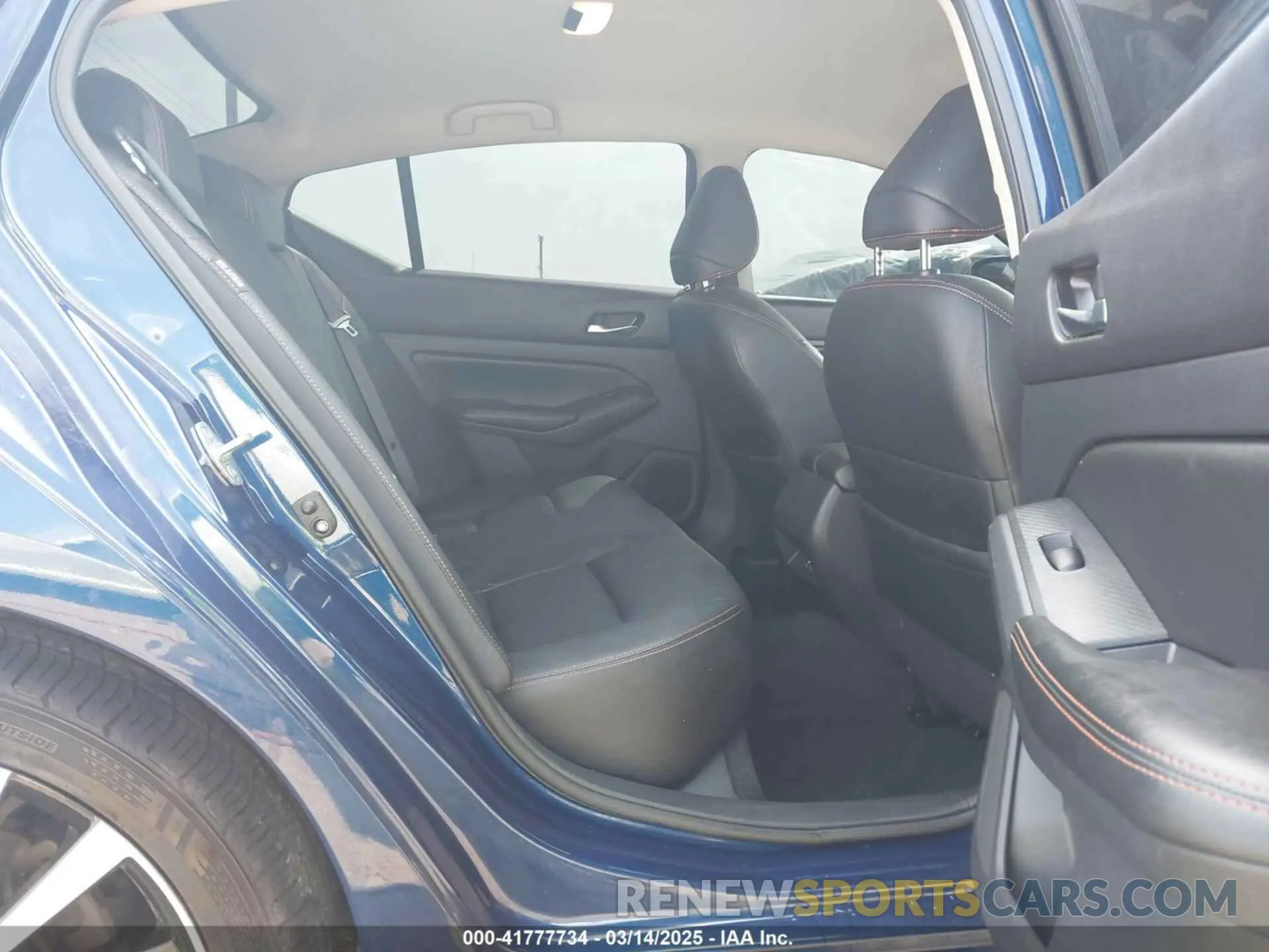 8 Photograph of a damaged car 1N4BL4CV4LC165329 NISSAN ALTIMA 2020