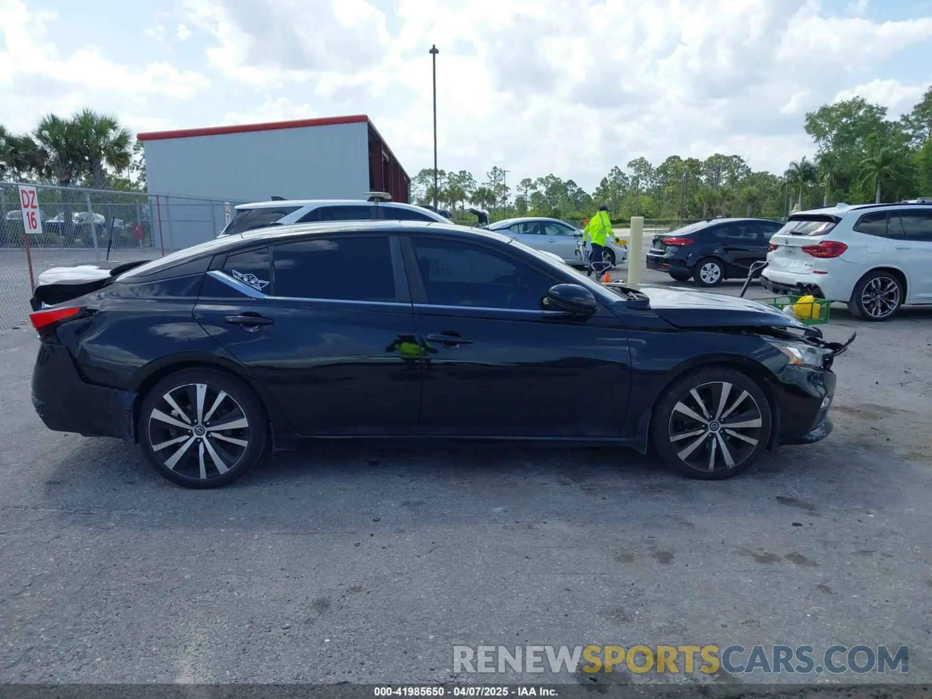 14 Photograph of a damaged car 1N4BL4CV4LC180798 NISSAN ALTIMA 2020