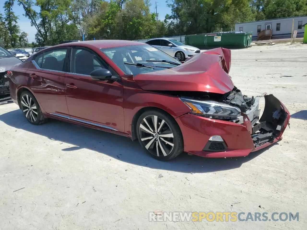 4 Photograph of a damaged car 1N4BL4CV4LC181305 NISSAN ALTIMA 2020