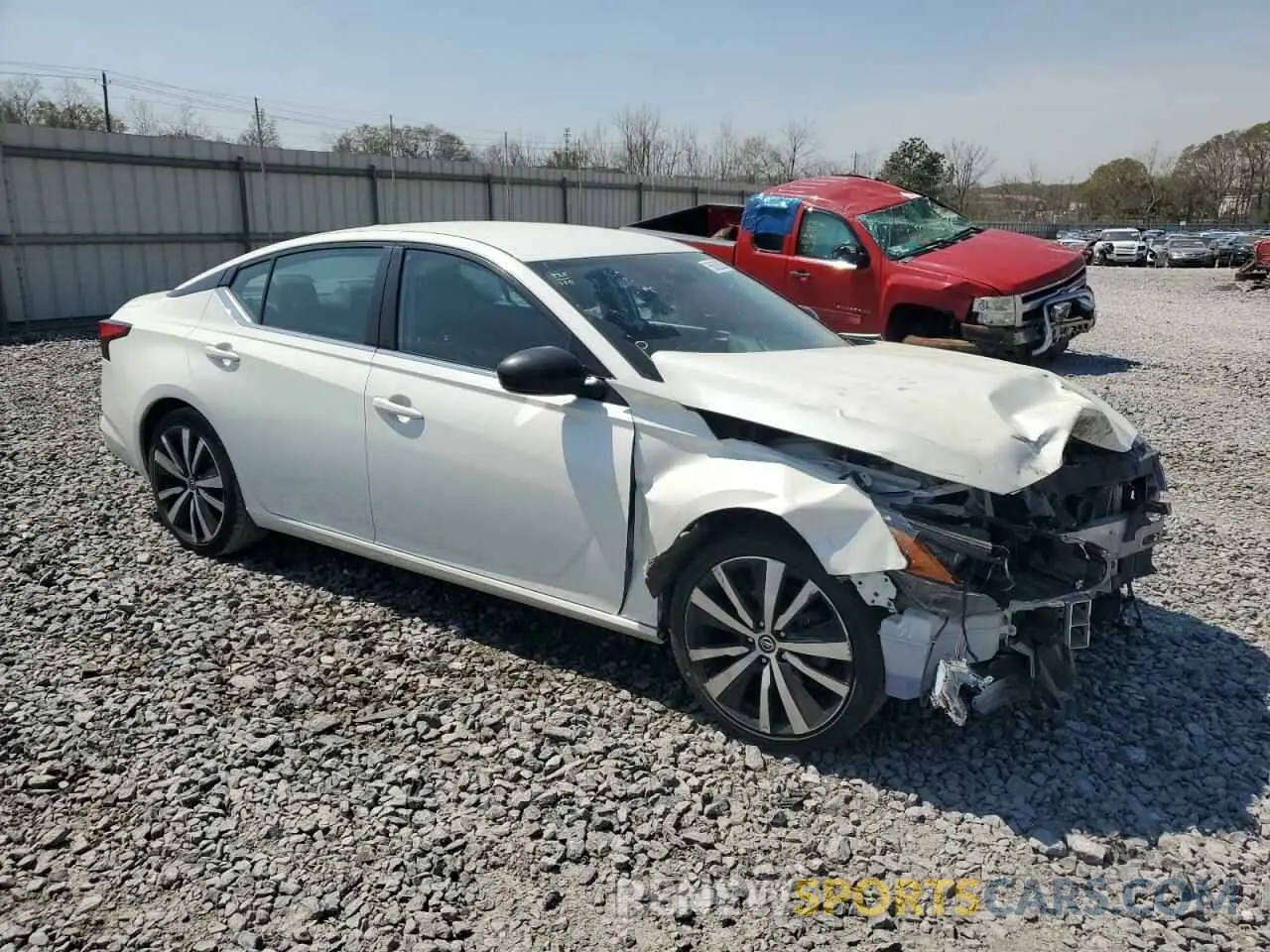 4 Photograph of a damaged car 1N4BL4CV4LC194068 NISSAN ALTIMA 2020