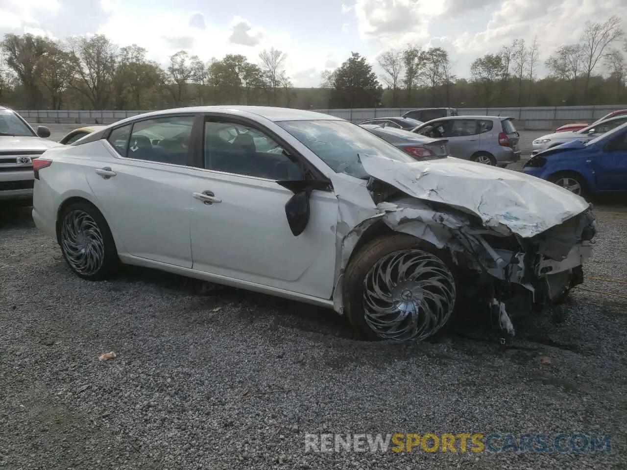 4 Photograph of a damaged car 1N4BL4CV4LC200709 NISSAN ALTIMA 2020