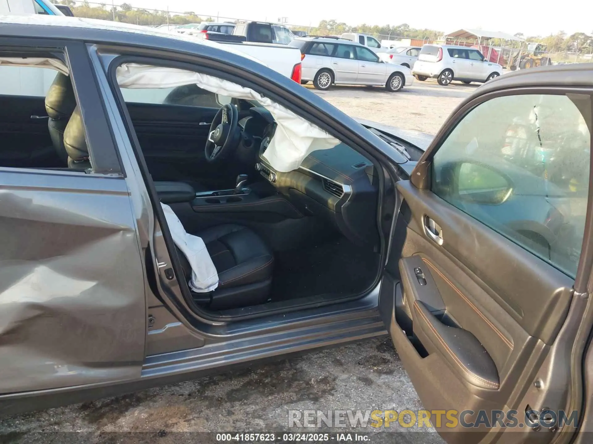 5 Photograph of a damaged car 1N4BL4CV4LC260151 NISSAN ALTIMA 2020