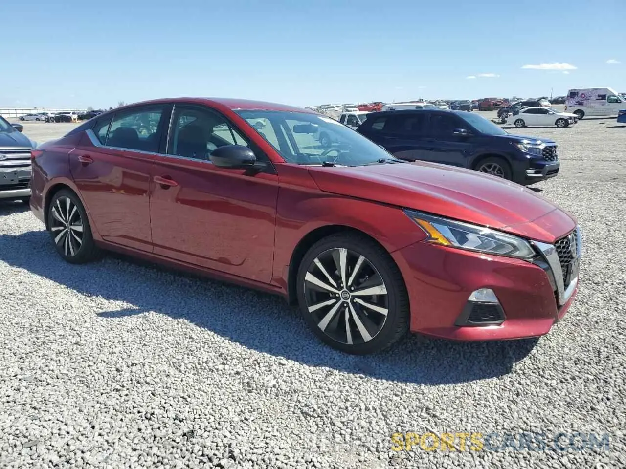 4 Photograph of a damaged car 1N4BL4CV4LC284868 NISSAN ALTIMA 2020