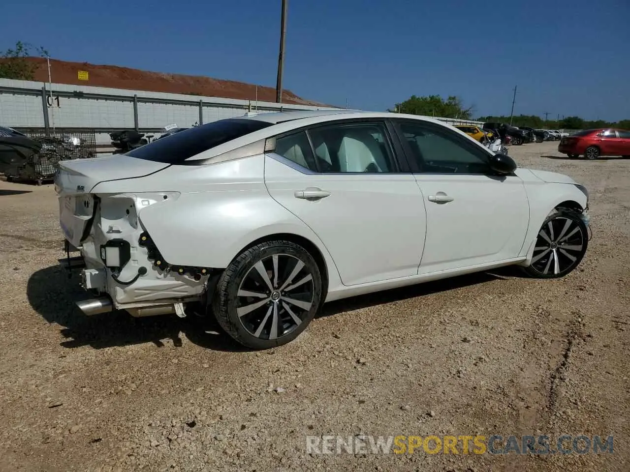 3 Photograph of a damaged car 1N4BL4CV4LN309658 NISSAN ALTIMA 2020