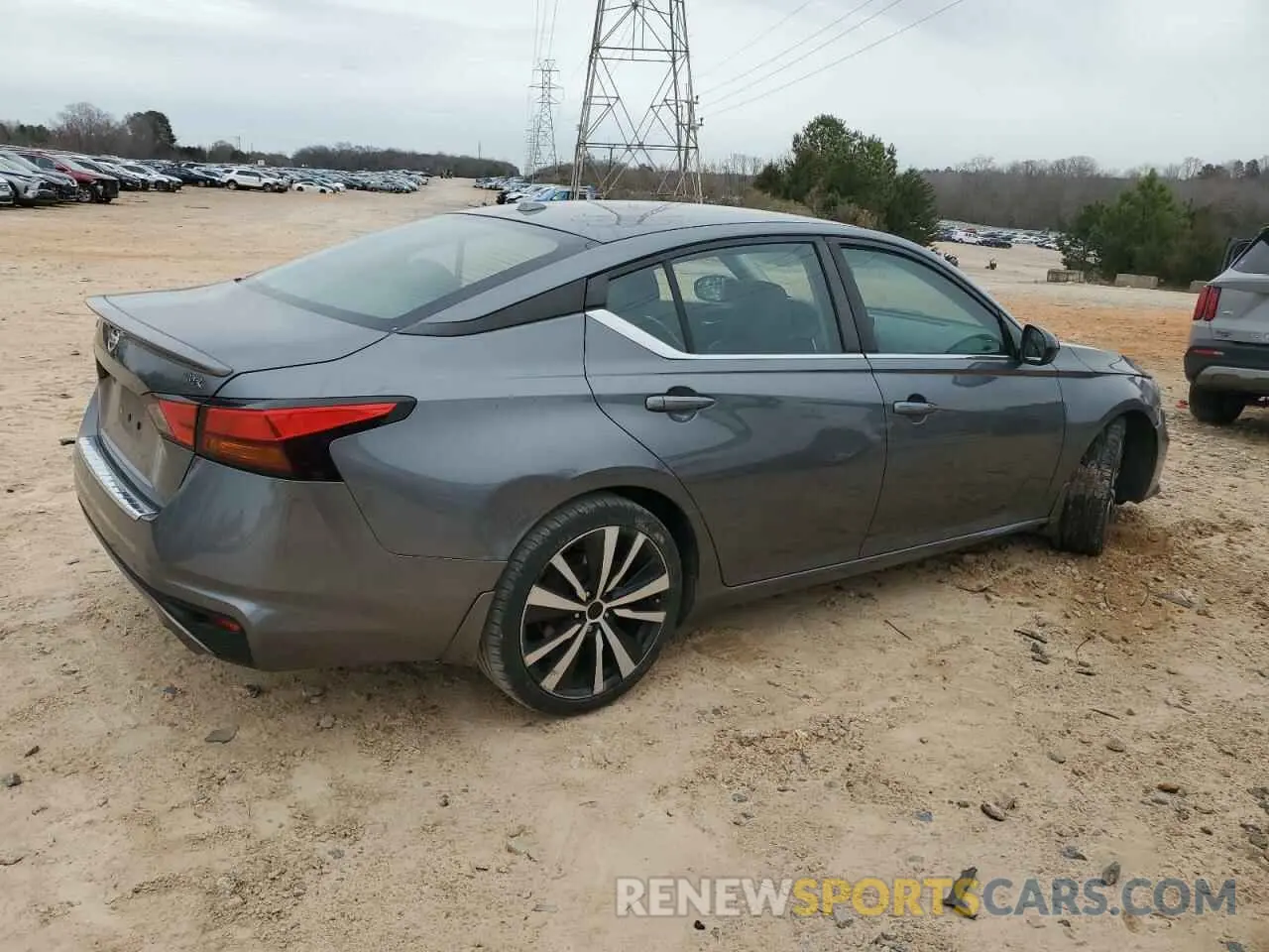 3 Photograph of a damaged car 1N4BL4CV5LC120741 NISSAN ALTIMA 2020