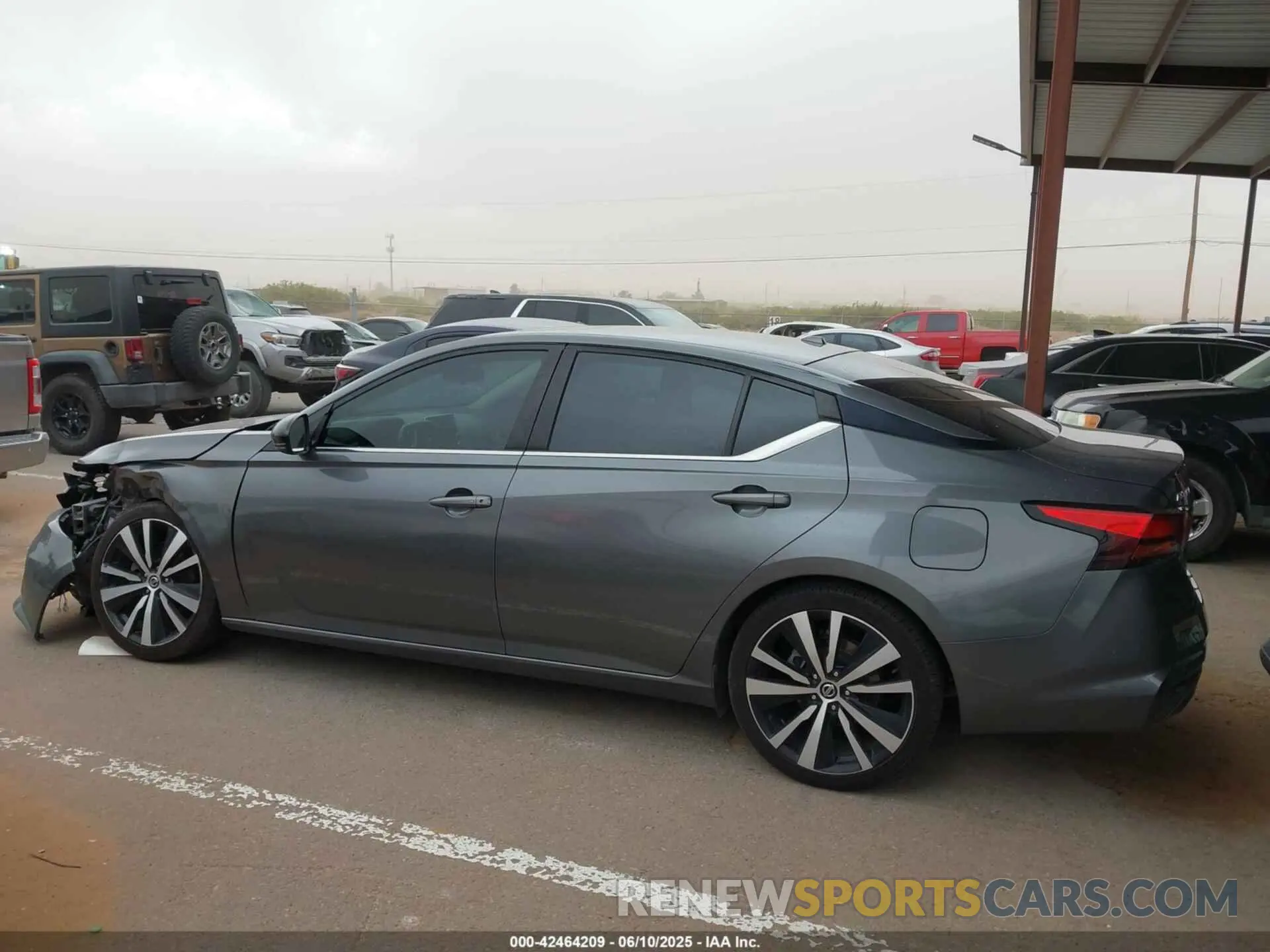 14 Photograph of a damaged car 1N4BL4CV5LC146983 NISSAN ALTIMA 2020