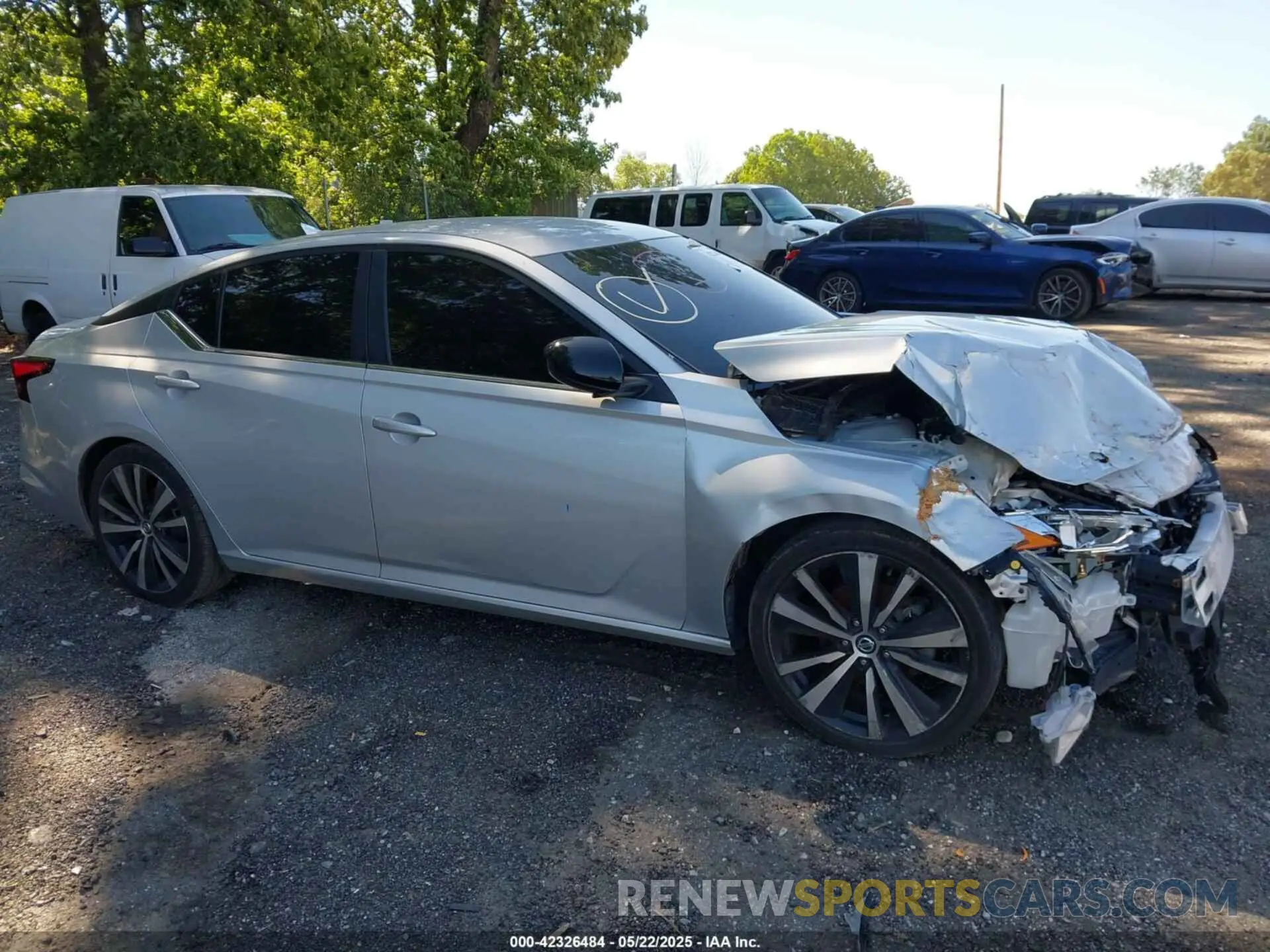 13 Photograph of a damaged car 1N4BL4CV5LC149527 NISSAN ALTIMA 2020