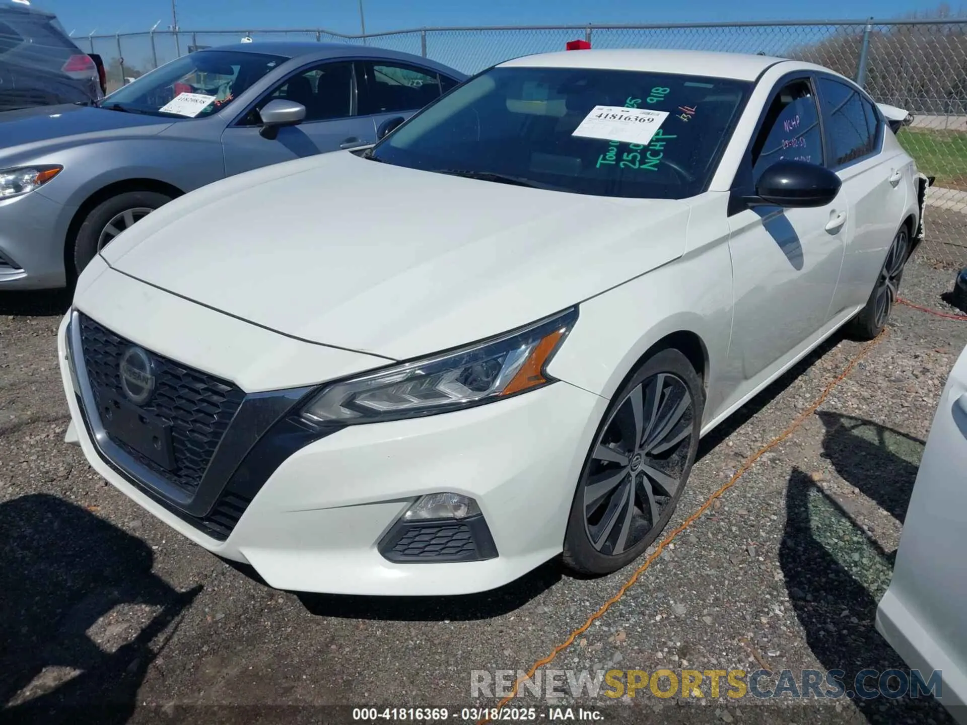 2 Photograph of a damaged car 1N4BL4CV5LC194371 NISSAN ALTIMA 2020