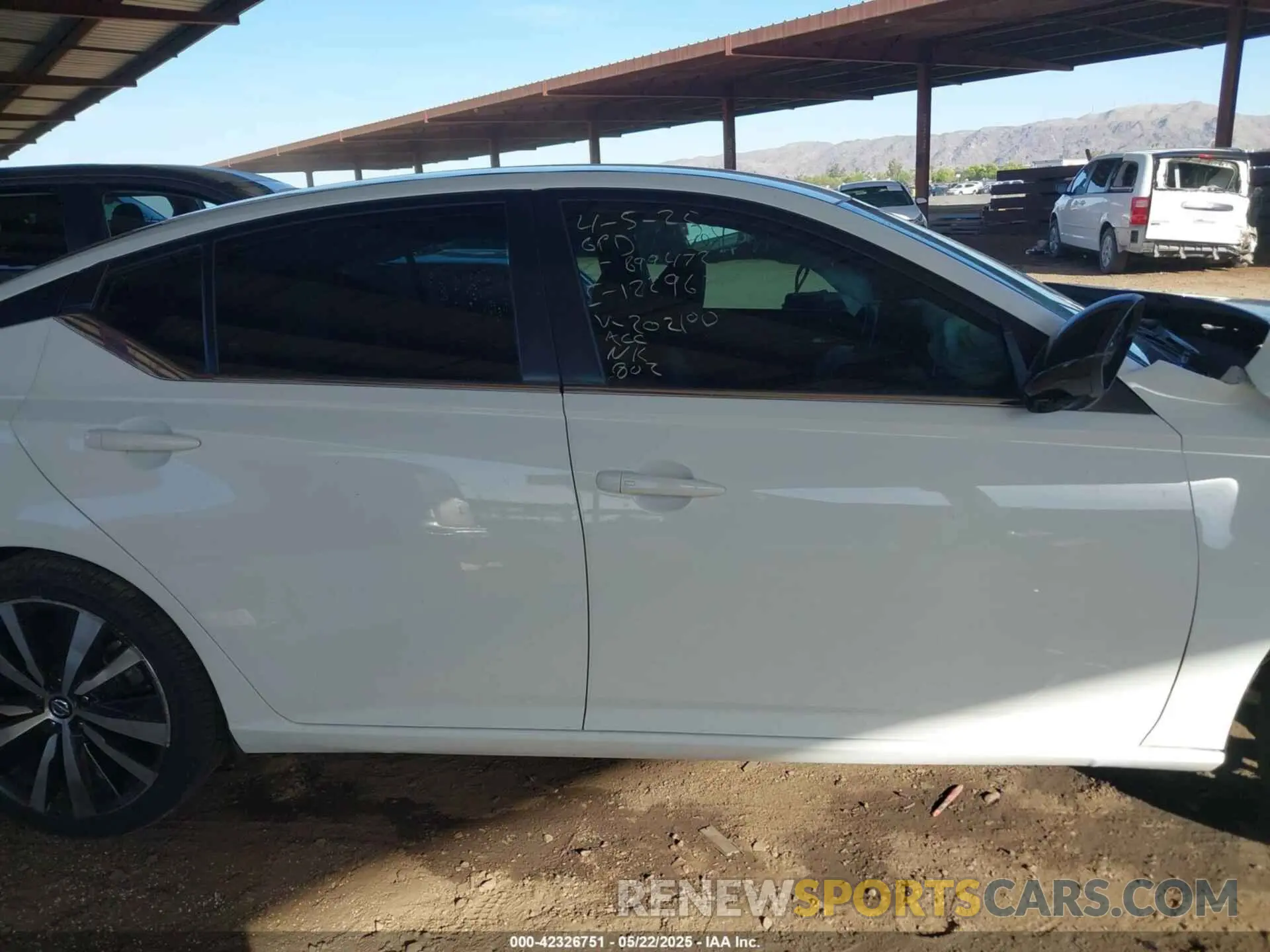 13 Photograph of a damaged car 1N4BL4CV5LC202100 NISSAN ALTIMA 2020