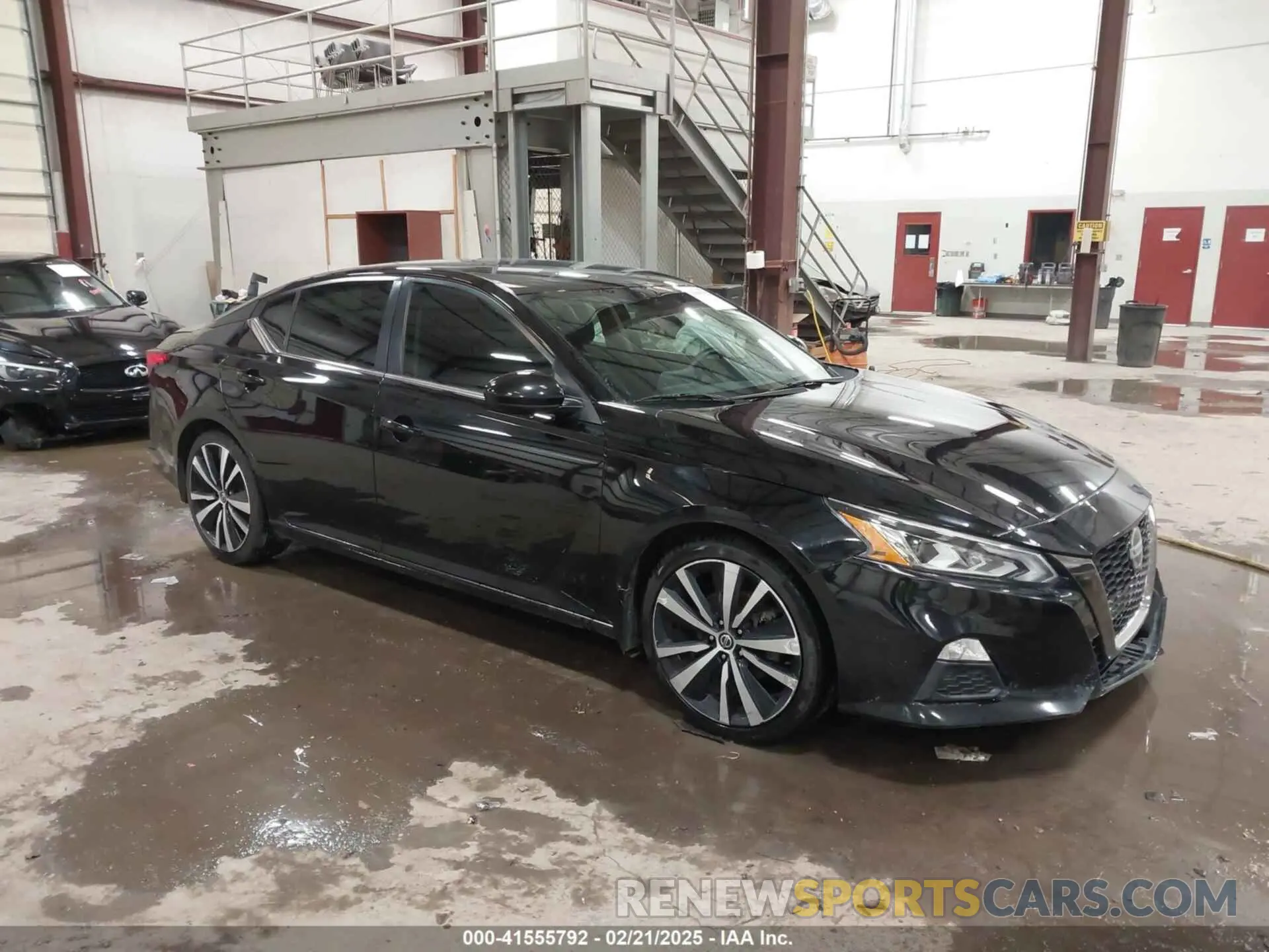1 Photograph of a damaged car 1N4BL4CV5LC226199 NISSAN ALTIMA 2020