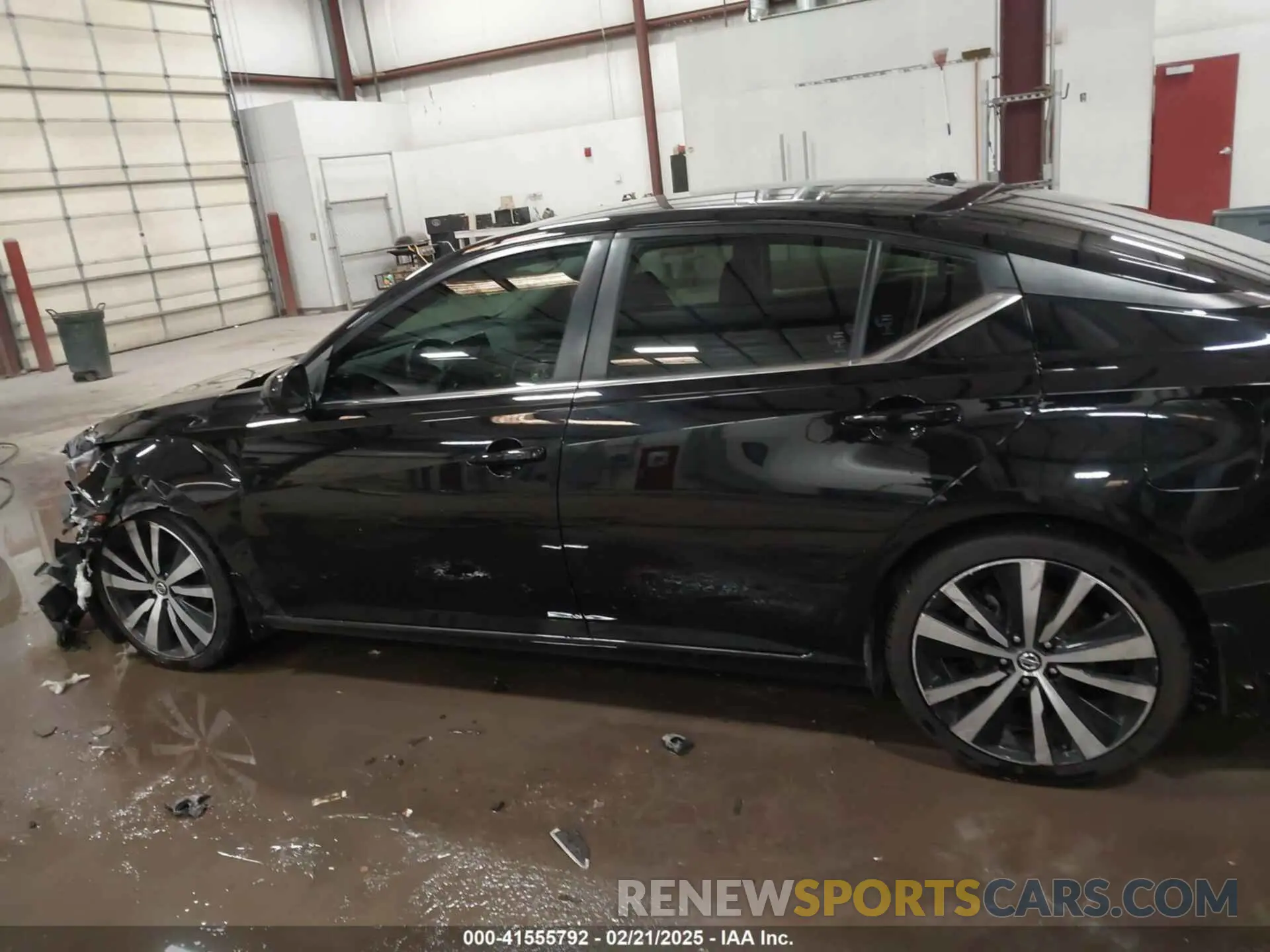 14 Photograph of a damaged car 1N4BL4CV5LC226199 NISSAN ALTIMA 2020