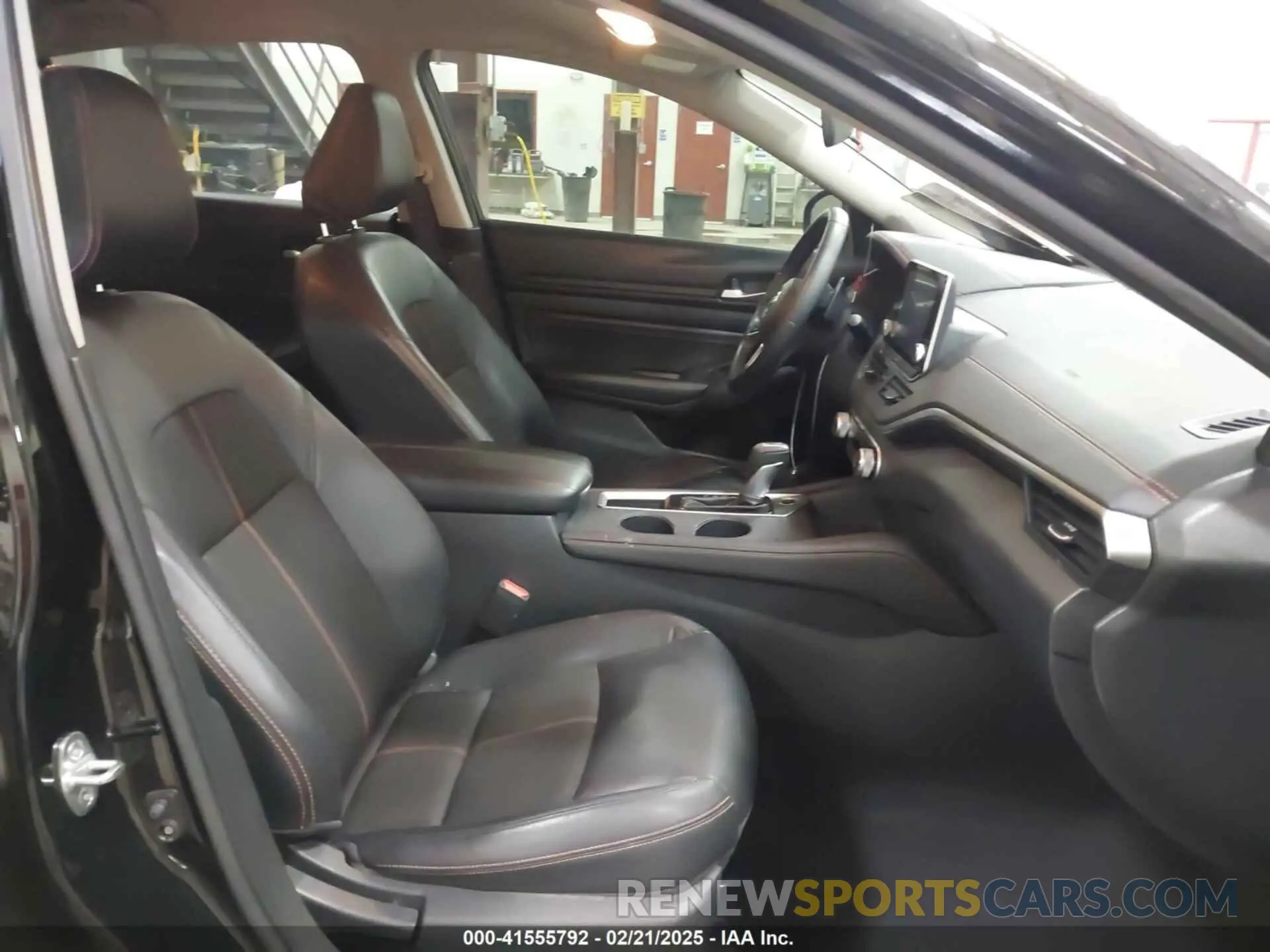 5 Photograph of a damaged car 1N4BL4CV5LC226199 NISSAN ALTIMA 2020