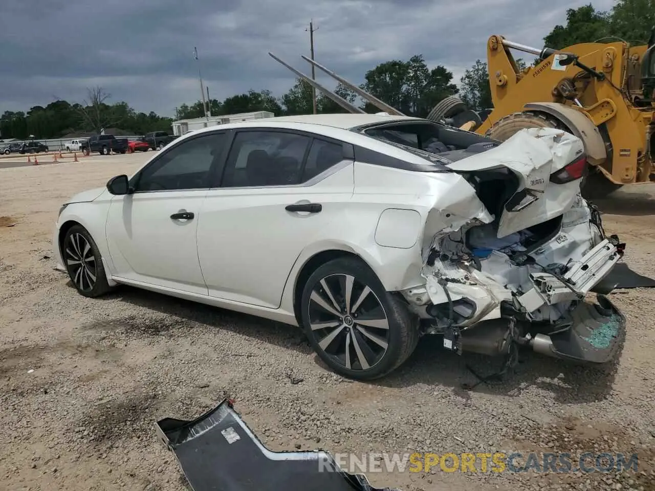 2 Photograph of a damaged car 1N4BL4CV5LC256206 NISSAN ALTIMA 2020