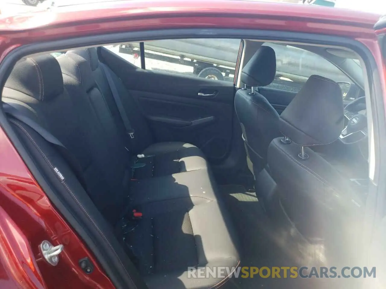 10 Photograph of a damaged car 1N4BL4CV5LC276178 NISSAN ALTIMA 2020