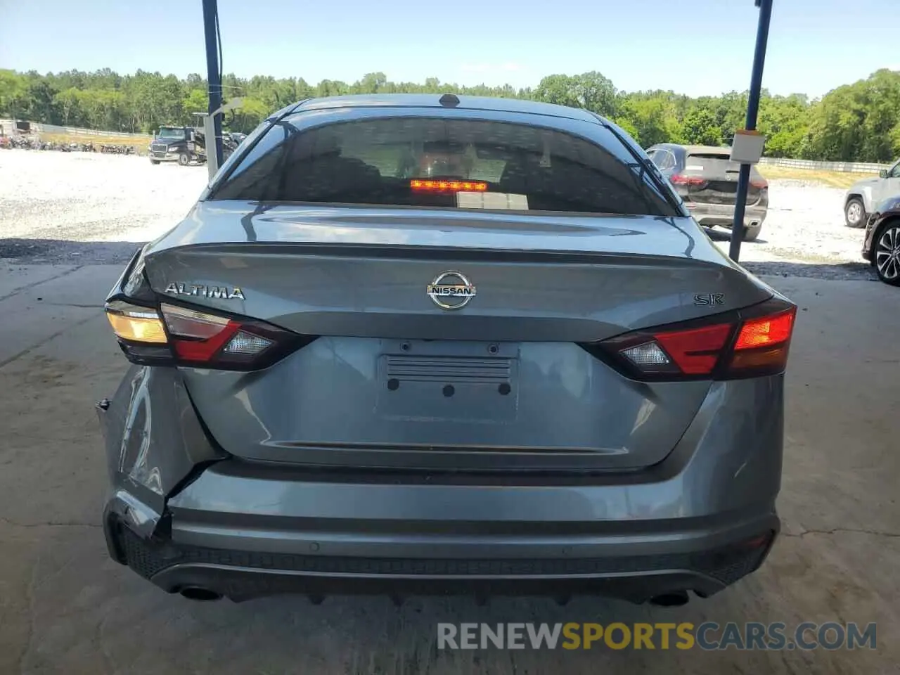 6 Photograph of a damaged car 1N4BL4CV5LN310284 NISSAN ALTIMA 2020