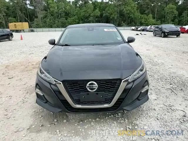 13 Photograph of a damaged car 1N4BL4CV5LN319907 NISSAN ALTIMA 2020