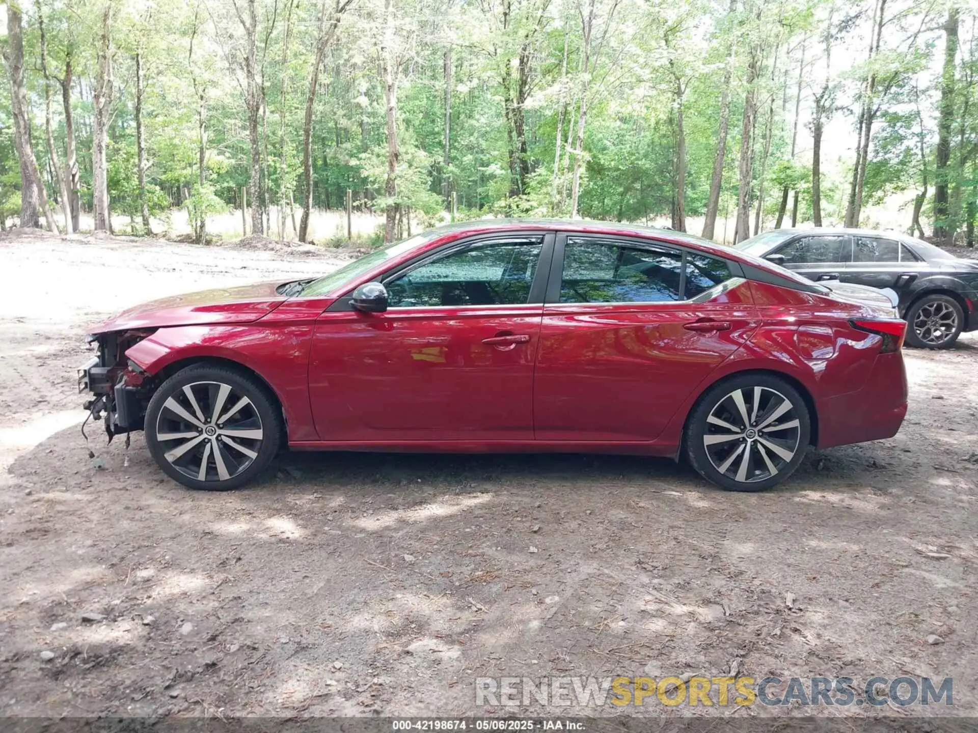 14 Photograph of a damaged car 1N4BL4CV6LC136513 NISSAN ALTIMA 2020