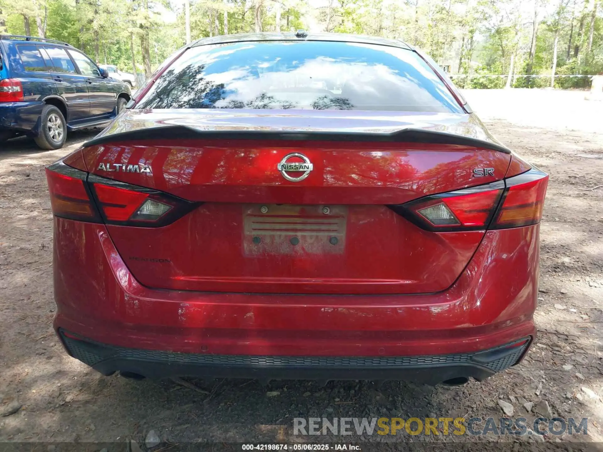 16 Photograph of a damaged car 1N4BL4CV6LC136513 NISSAN ALTIMA 2020
