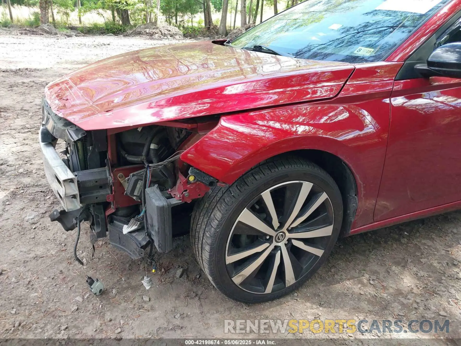 17 Photograph of a damaged car 1N4BL4CV6LC136513 NISSAN ALTIMA 2020