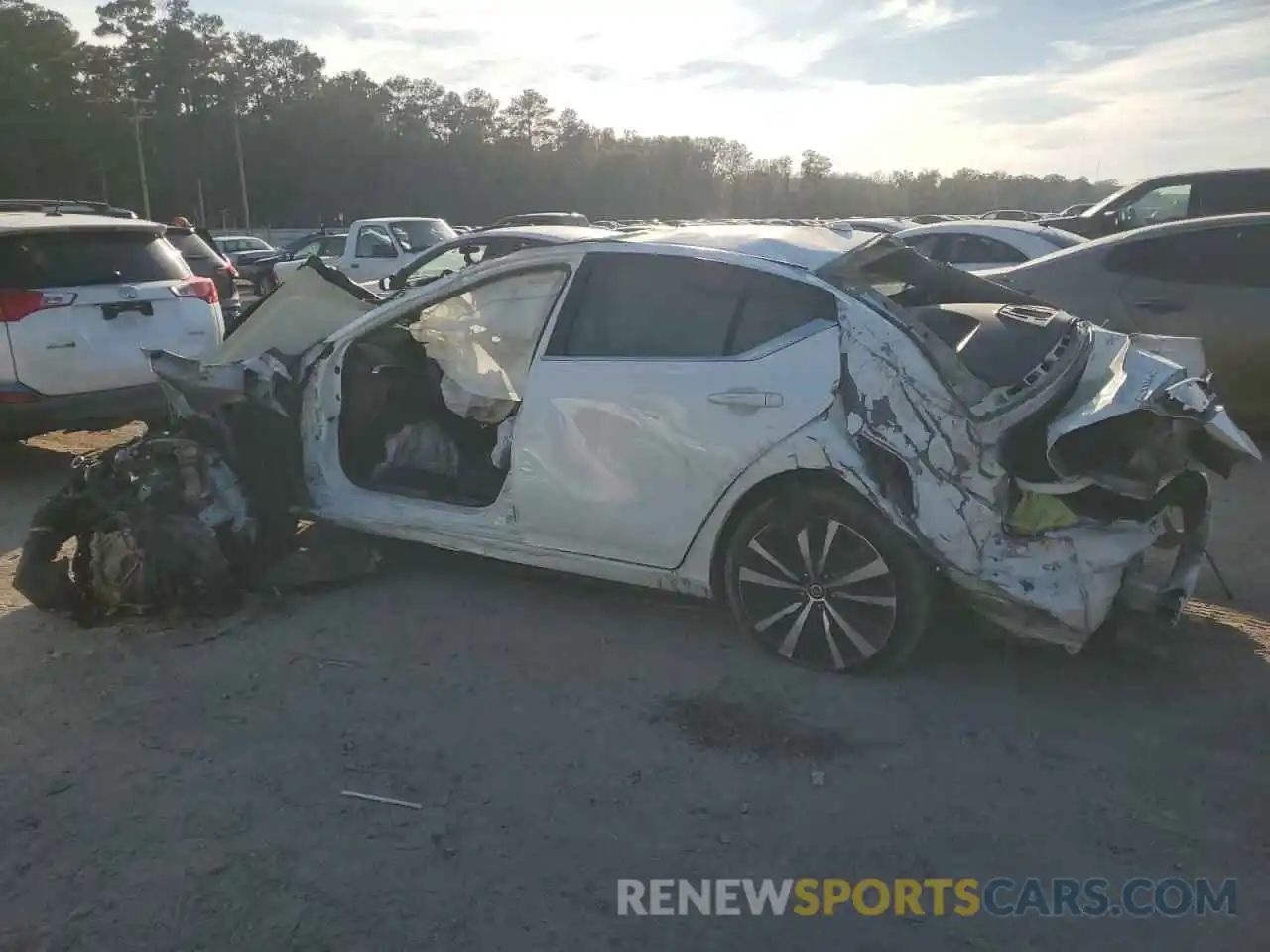 2 Photograph of a damaged car 1N4BL4CV6LC142733 NISSAN ALTIMA 2020