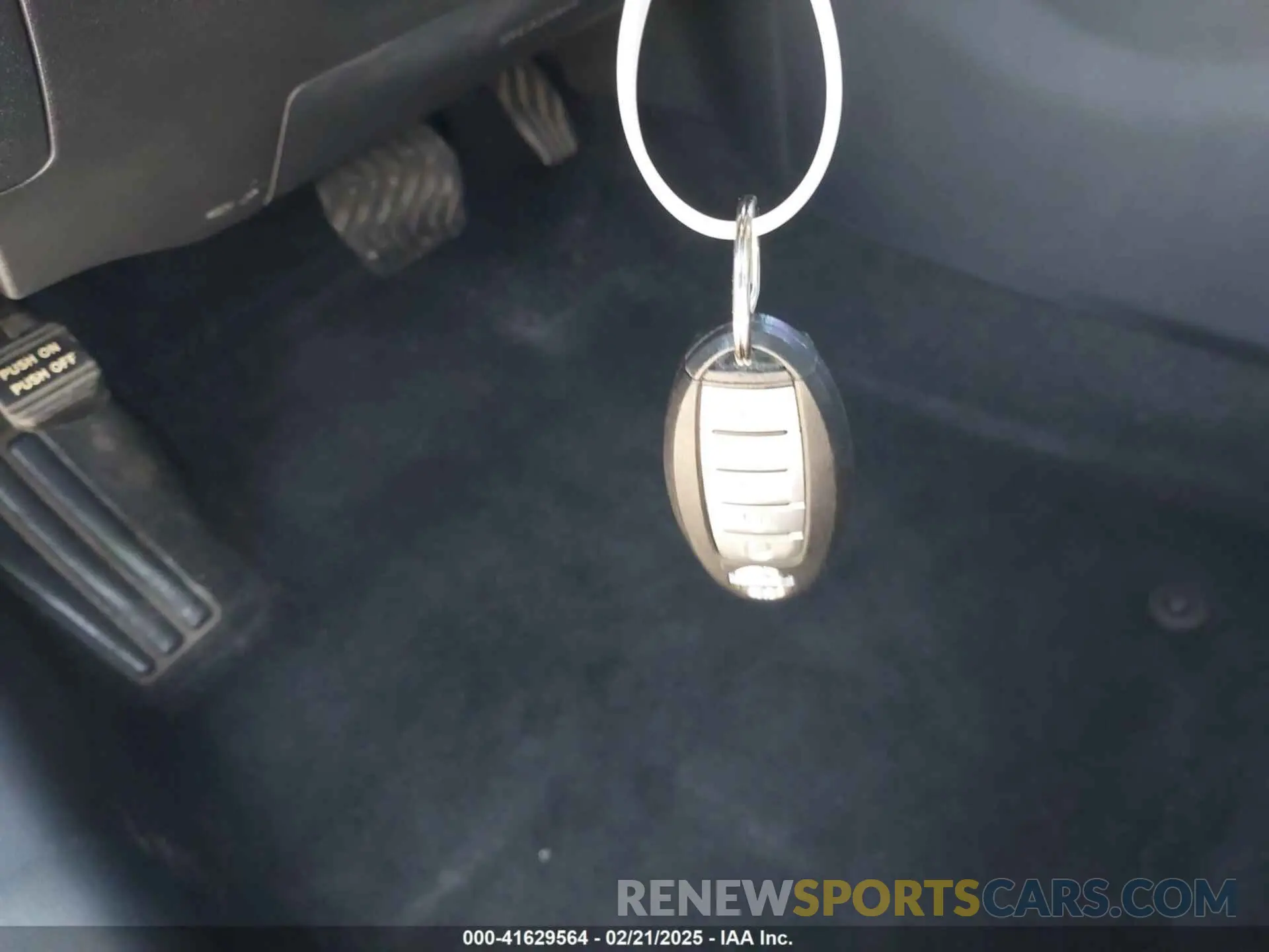 11 Photograph of a damaged car 1N4BL4CV6LC166014 NISSAN ALTIMA 2020