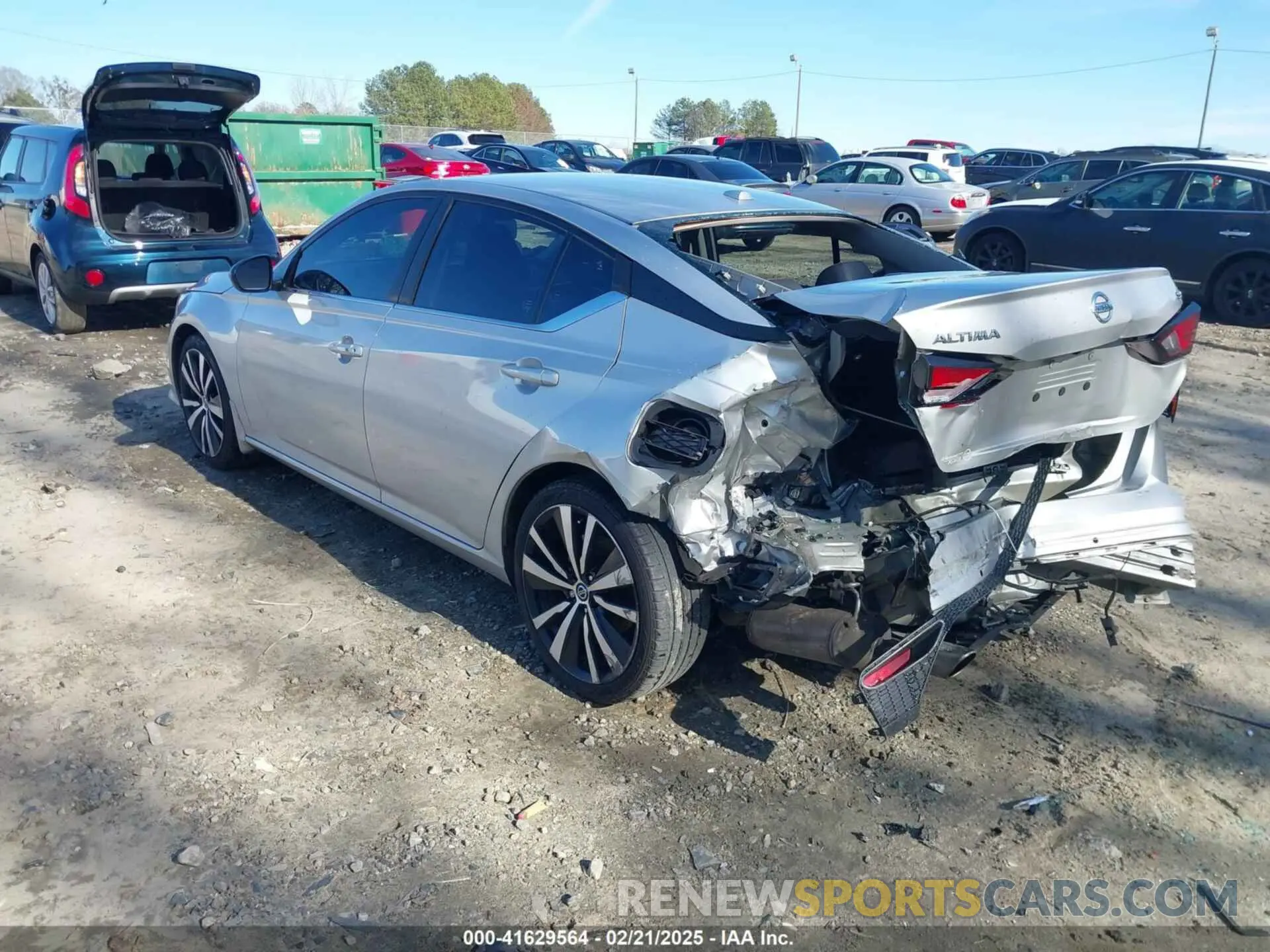 3 Photograph of a damaged car 1N4BL4CV6LC166014 NISSAN ALTIMA 2020