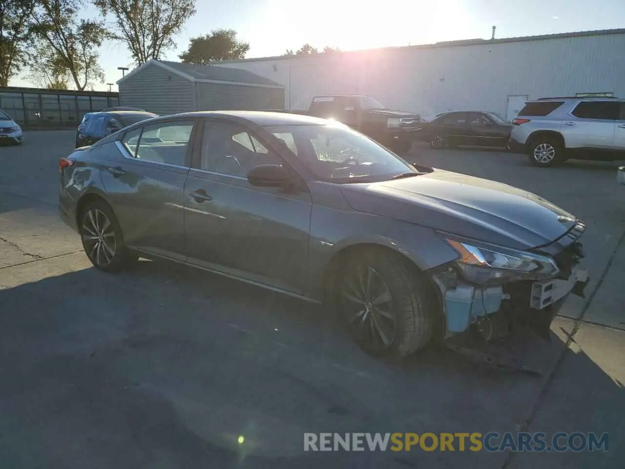 4 Photograph of a damaged car 1N4BL4CV6LC215535 NISSAN ALTIMA 2020