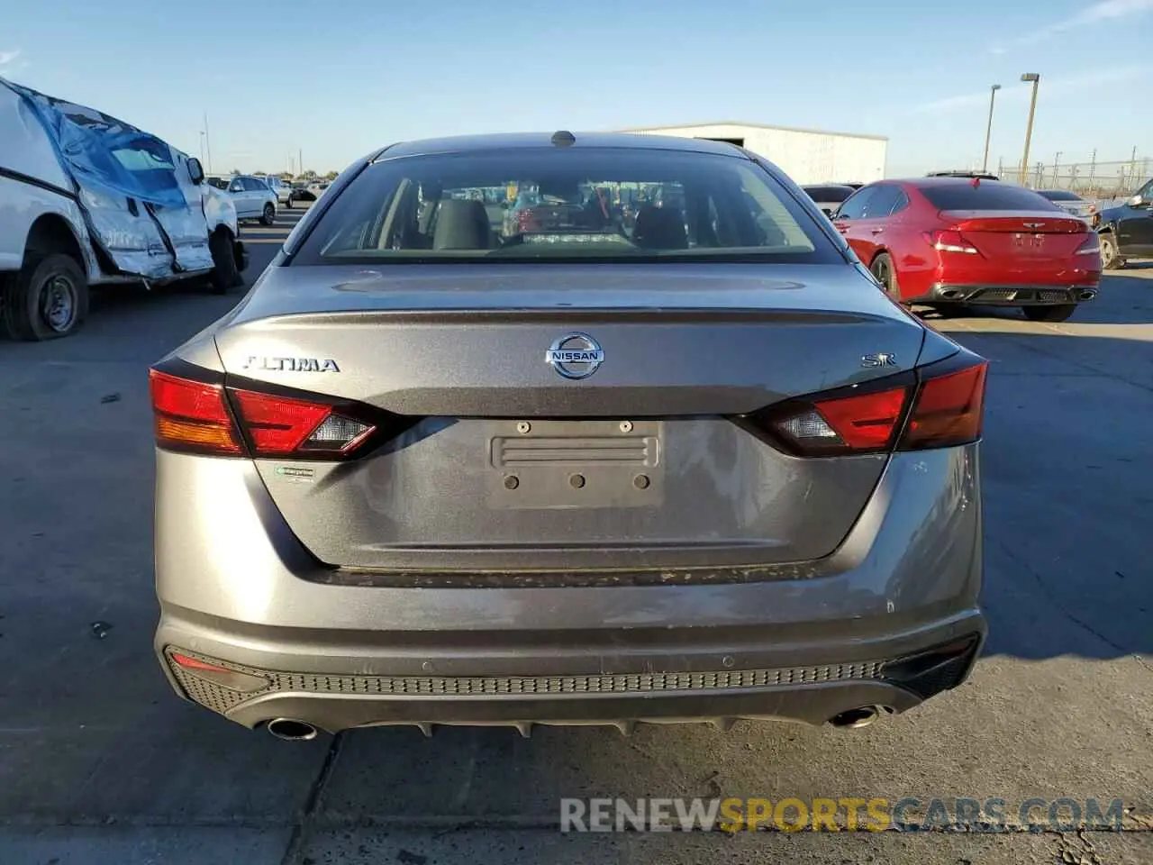6 Photograph of a damaged car 1N4BL4CV6LC215535 NISSAN ALTIMA 2020
