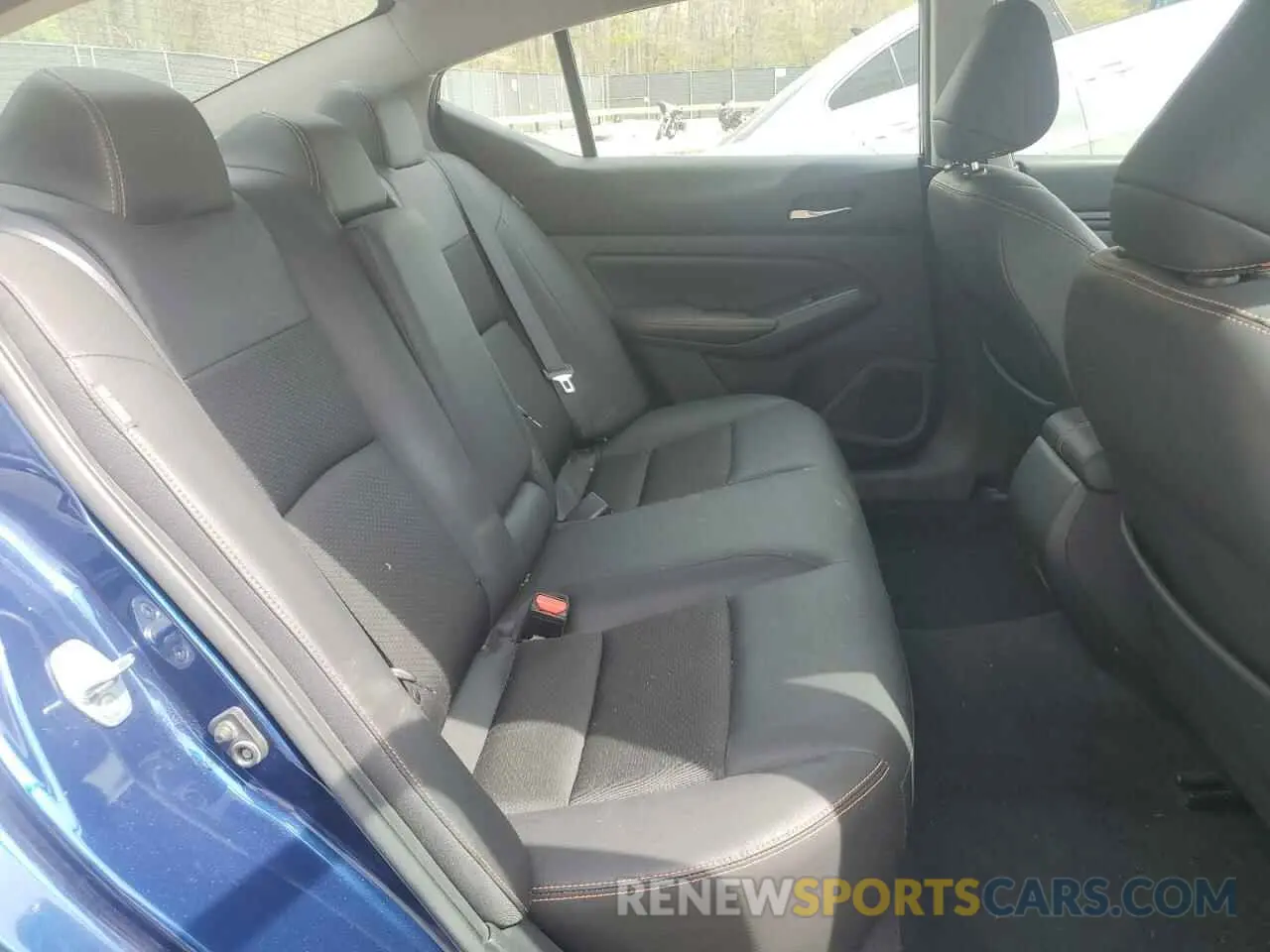 10 Photograph of a damaged car 1N4BL4CV6LC278568 NISSAN ALTIMA 2020