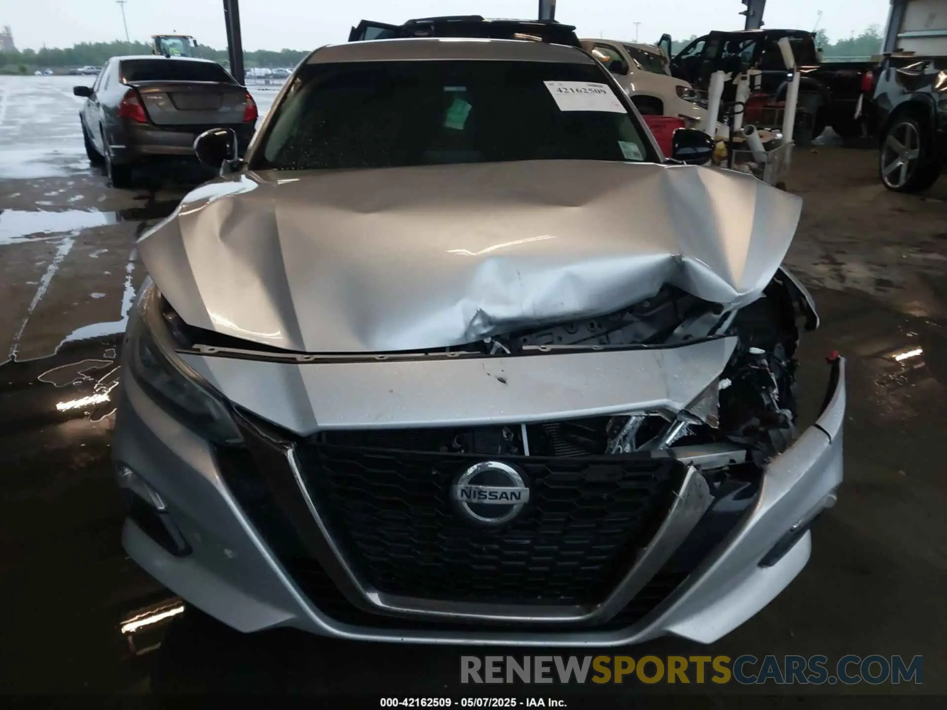 12 Photograph of a damaged car 1N4BL4CV7LC132017 NISSAN ALTIMA 2020