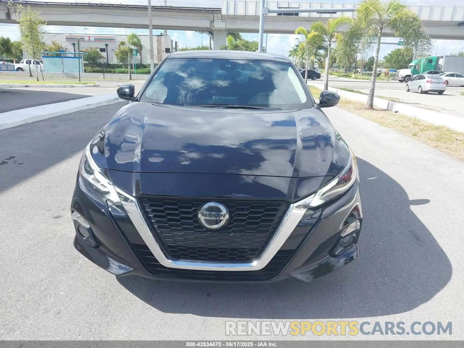 12 Photograph of a damaged car 1N4BL4CV7LC178284 NISSAN ALTIMA 2020