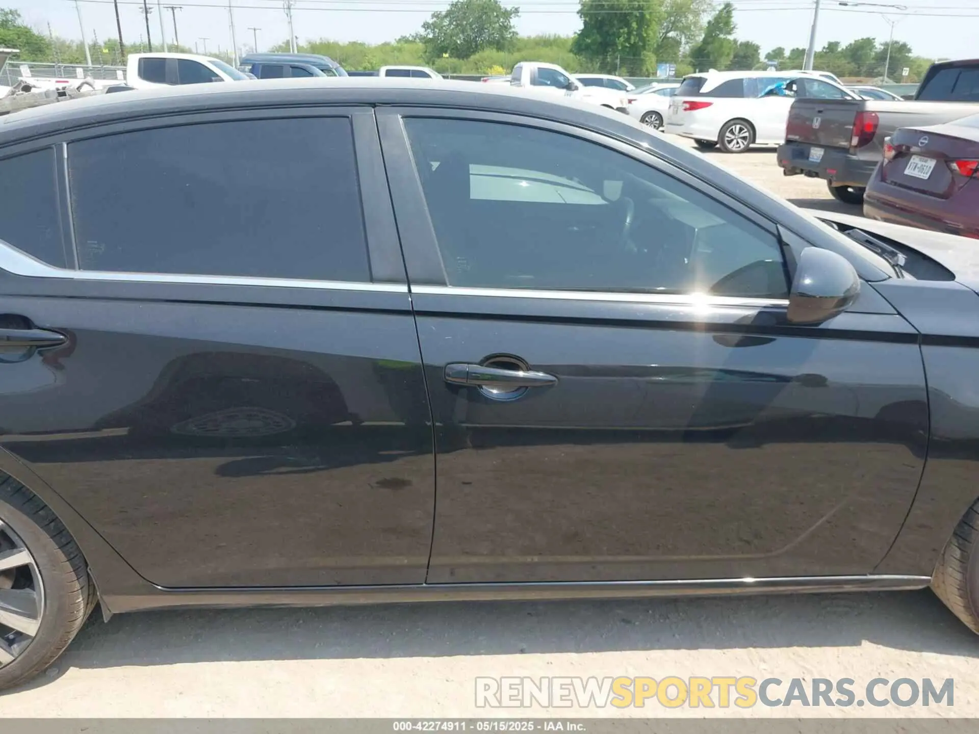 13 Photograph of a damaged car 1N4BL4CV7LC186918 NISSAN ALTIMA 2020