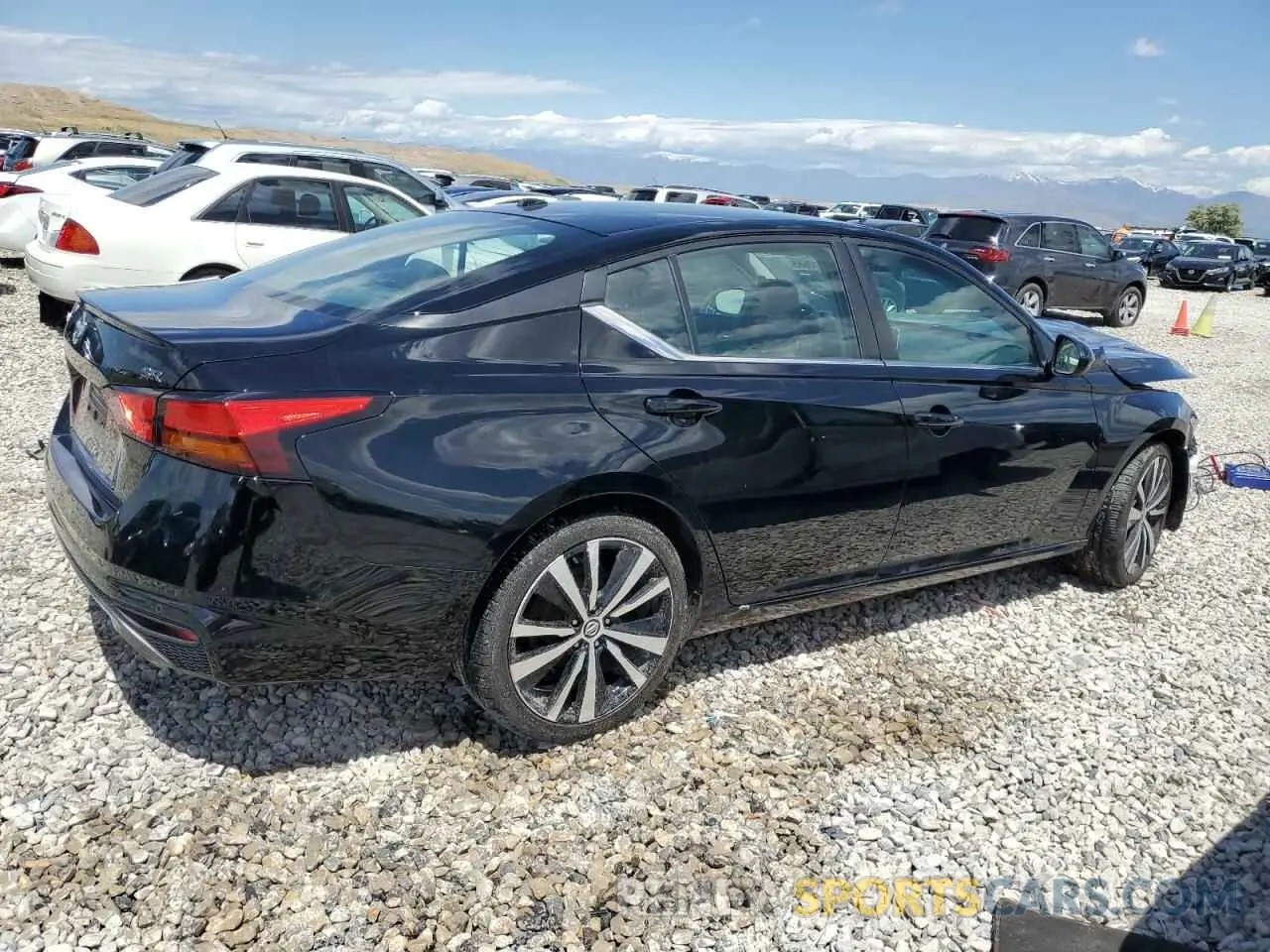 3 Photograph of a damaged car 1N4BL4CV7LC187194 NISSAN ALTIMA 2020