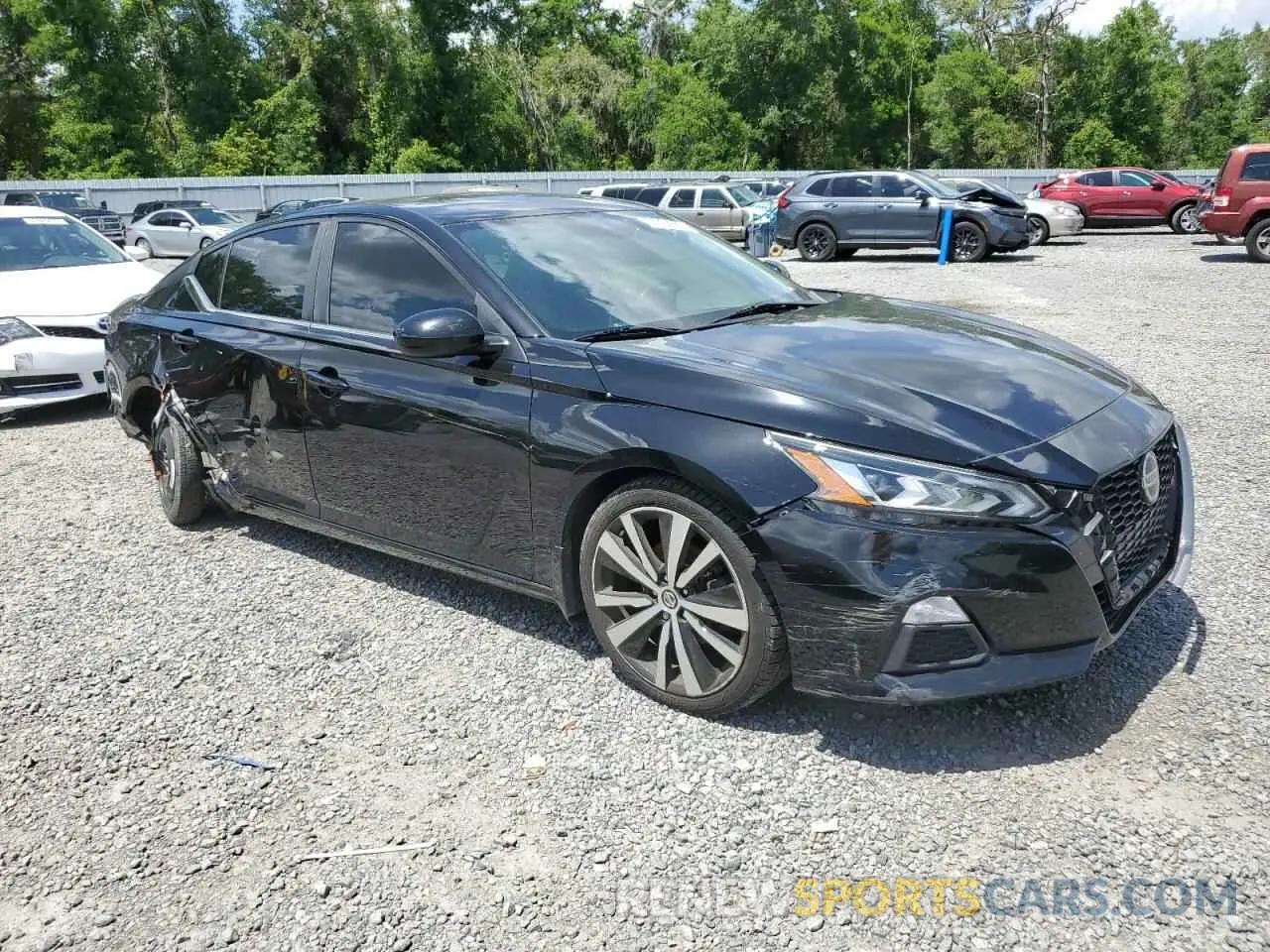 4 Photograph of a damaged car 1N4BL4CV7LC189513 NISSAN ALTIMA 2020