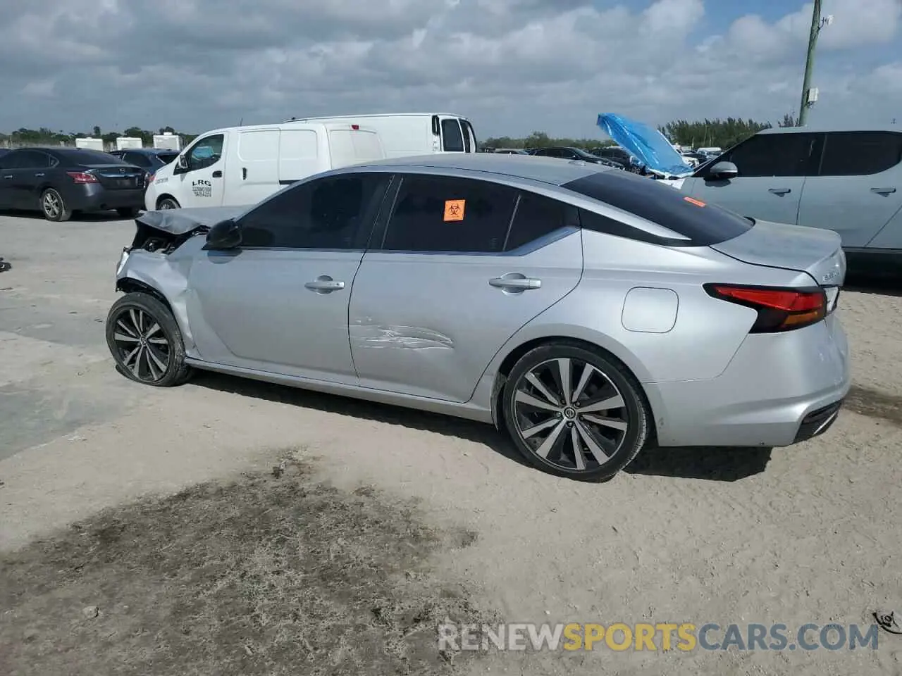 2 Photograph of a damaged car 1N4BL4CV7LC202261 NISSAN ALTIMA 2020