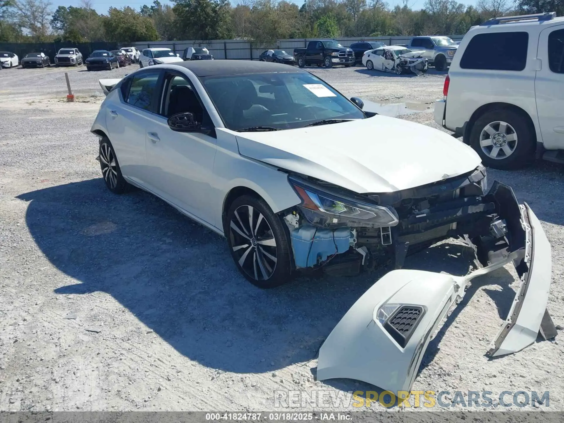 1 Photograph of a damaged car 1N4BL4CV7LC271886 NISSAN ALTIMA 2020