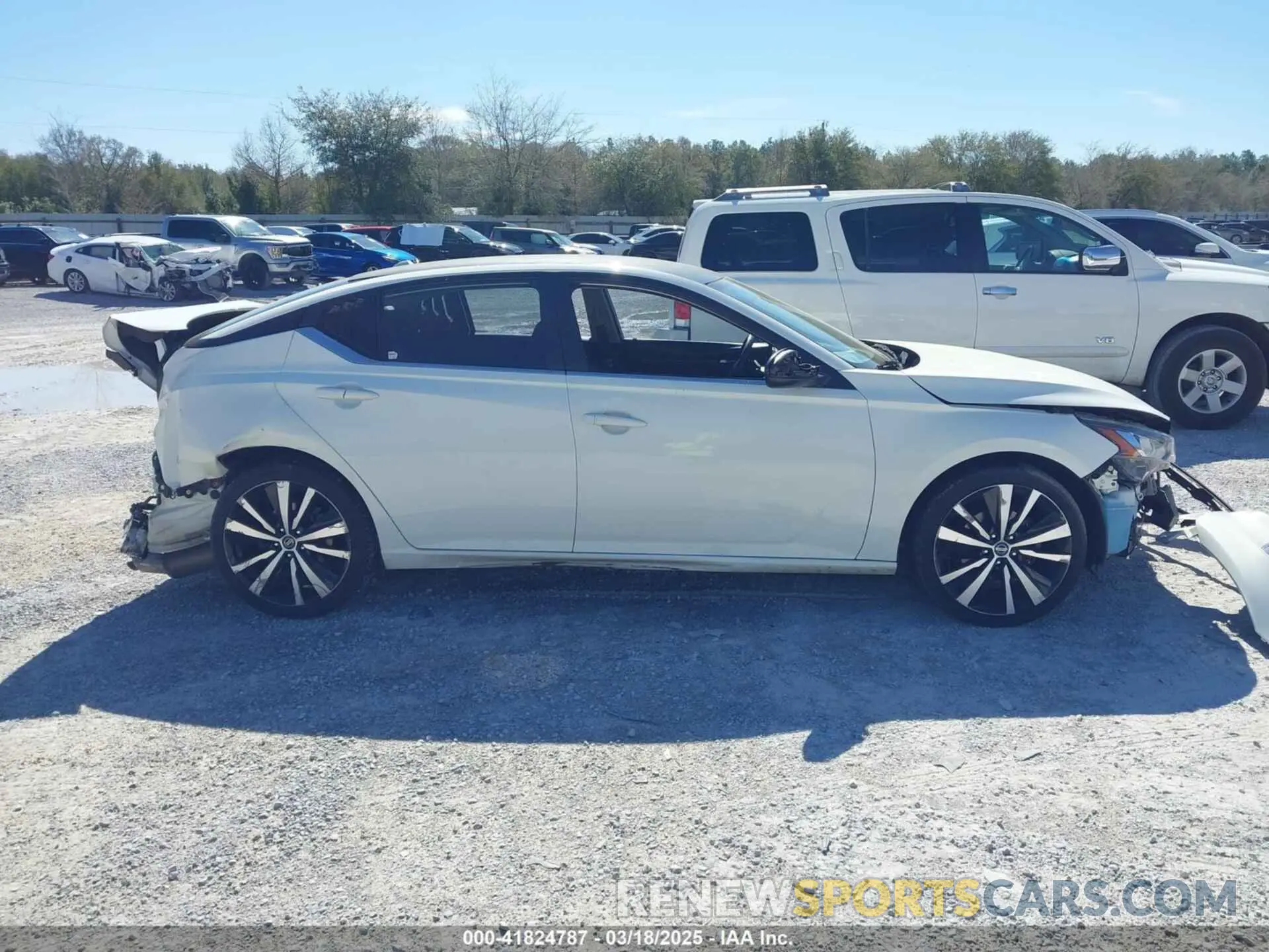 12 Photograph of a damaged car 1N4BL4CV7LC271886 NISSAN ALTIMA 2020
