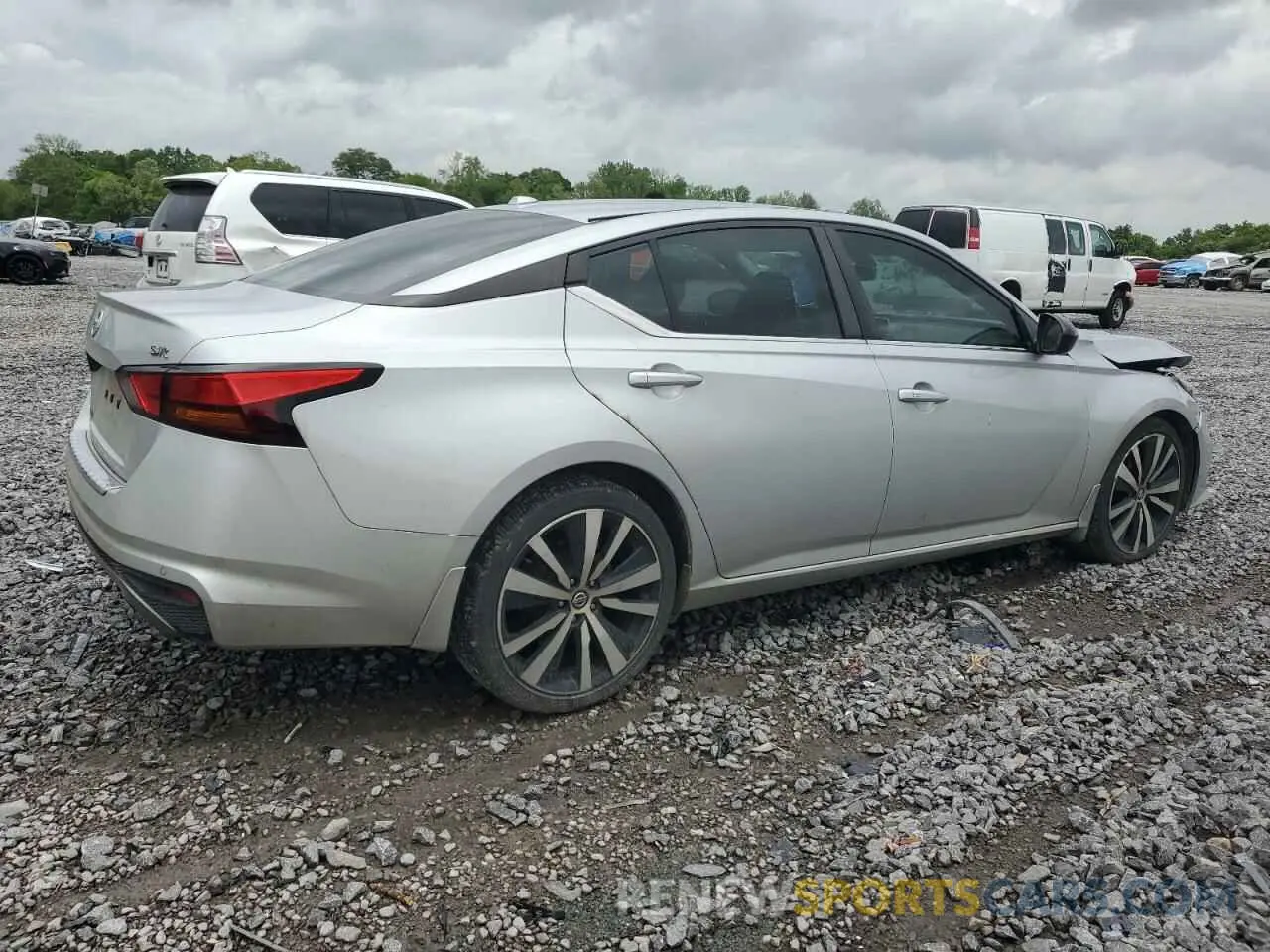 3 Photograph of a damaged car 1N4BL4CV7LN312814 NISSAN ALTIMA 2020