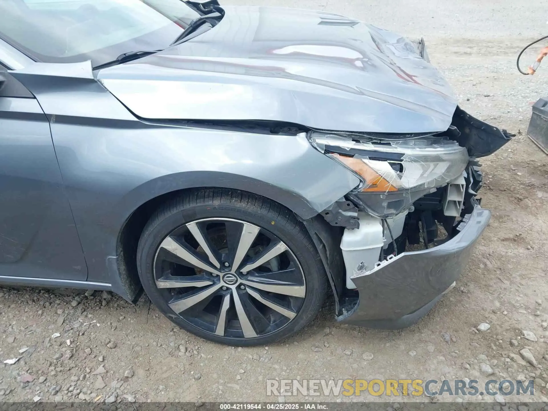 6 Photograph of a damaged car 1N4BL4CV8LC134262 NISSAN ALTIMA 2020