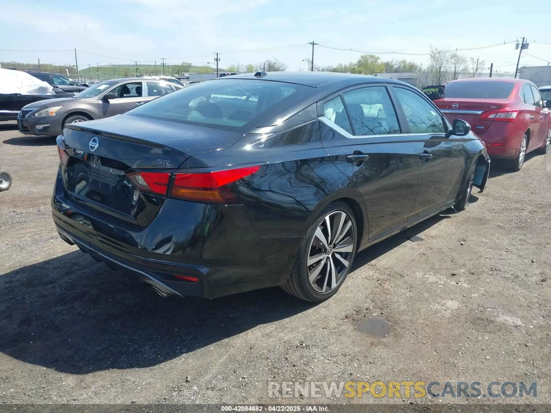 4 Photograph of a damaged car 1N4BL4CV8LC159047 NISSAN ALTIMA 2020