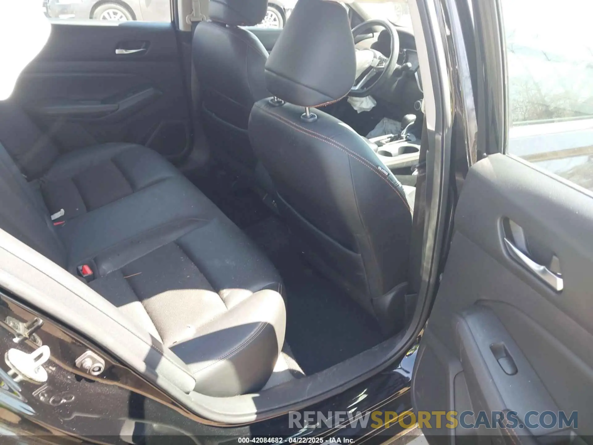 8 Photograph of a damaged car 1N4BL4CV8LC159047 NISSAN ALTIMA 2020