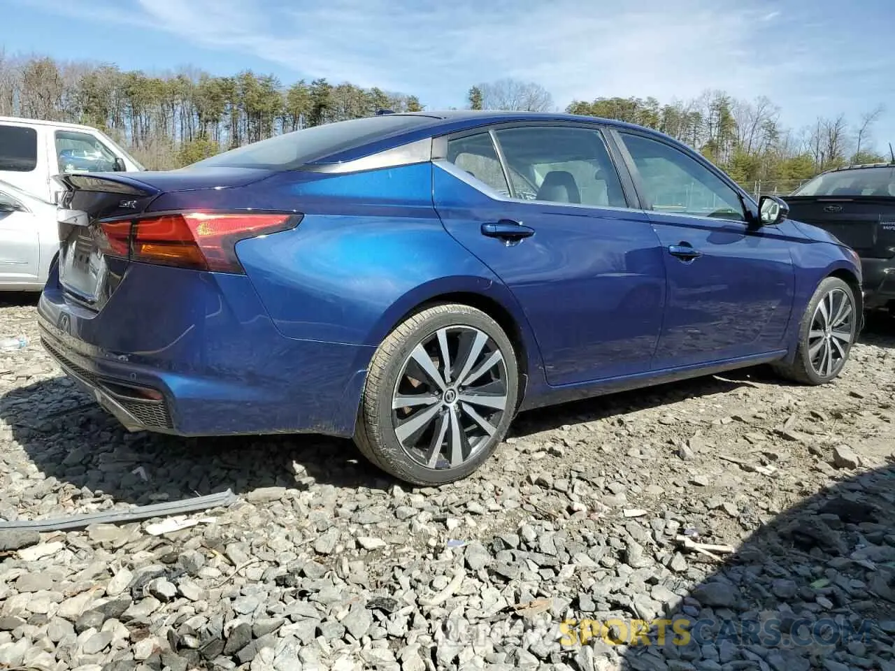 3 Photograph of a damaged car 1N4BL4CV8LC189648 NISSAN ALTIMA 2020