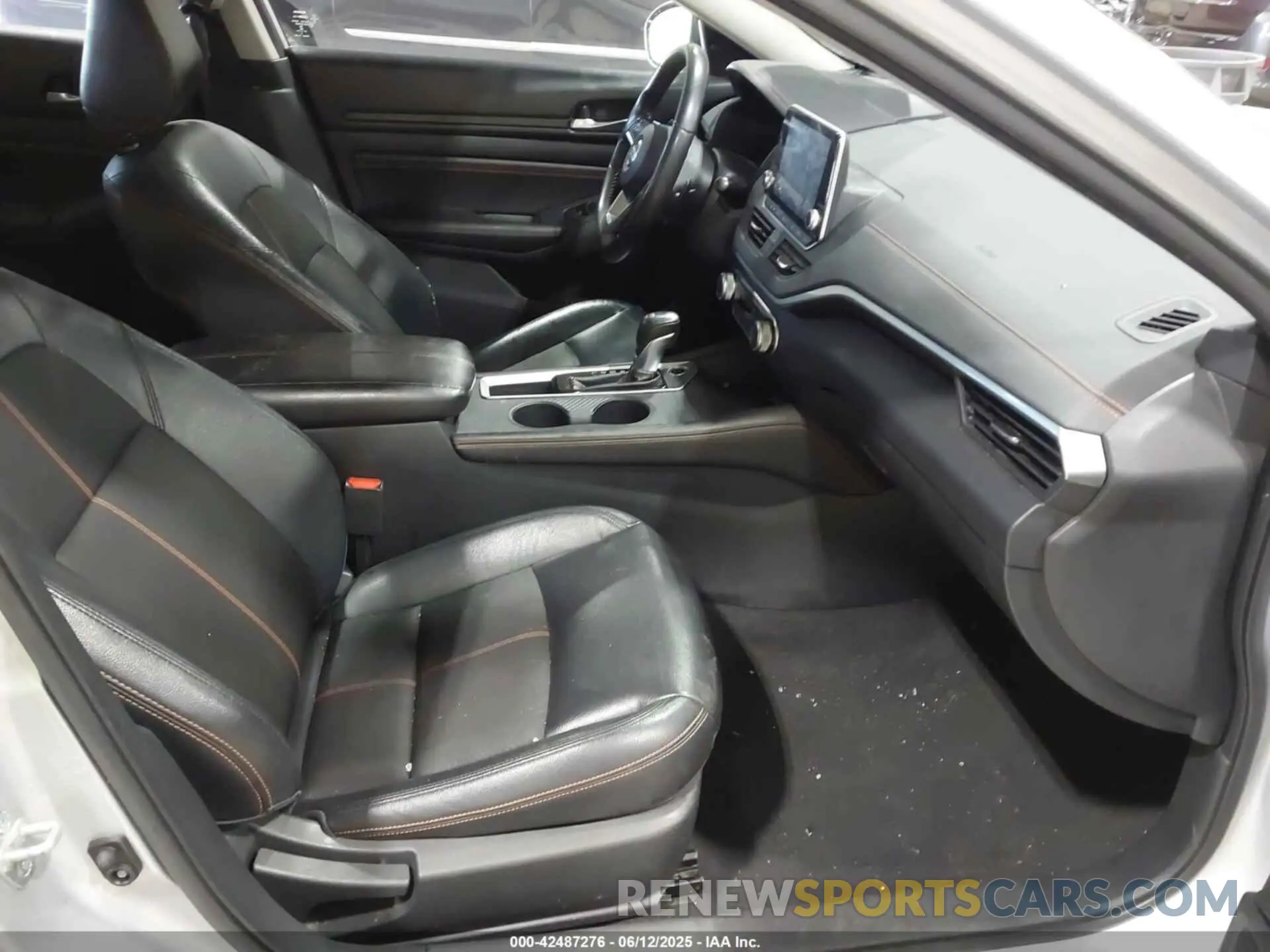5 Photograph of a damaged car 1N4BL4CV8LC201829 NISSAN ALTIMA 2020